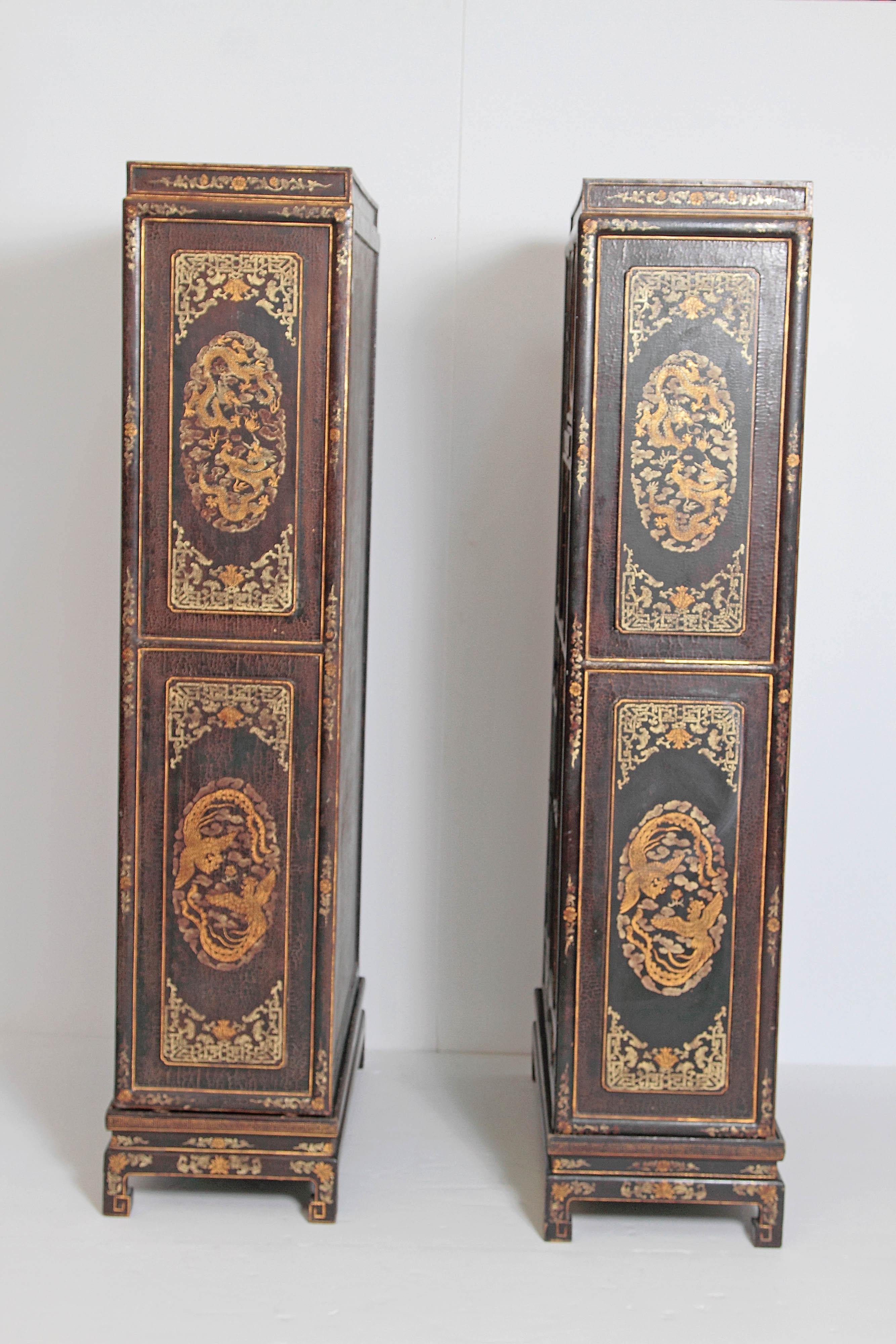 Pair of Chinese Black Lacquer Display Cabinets 6