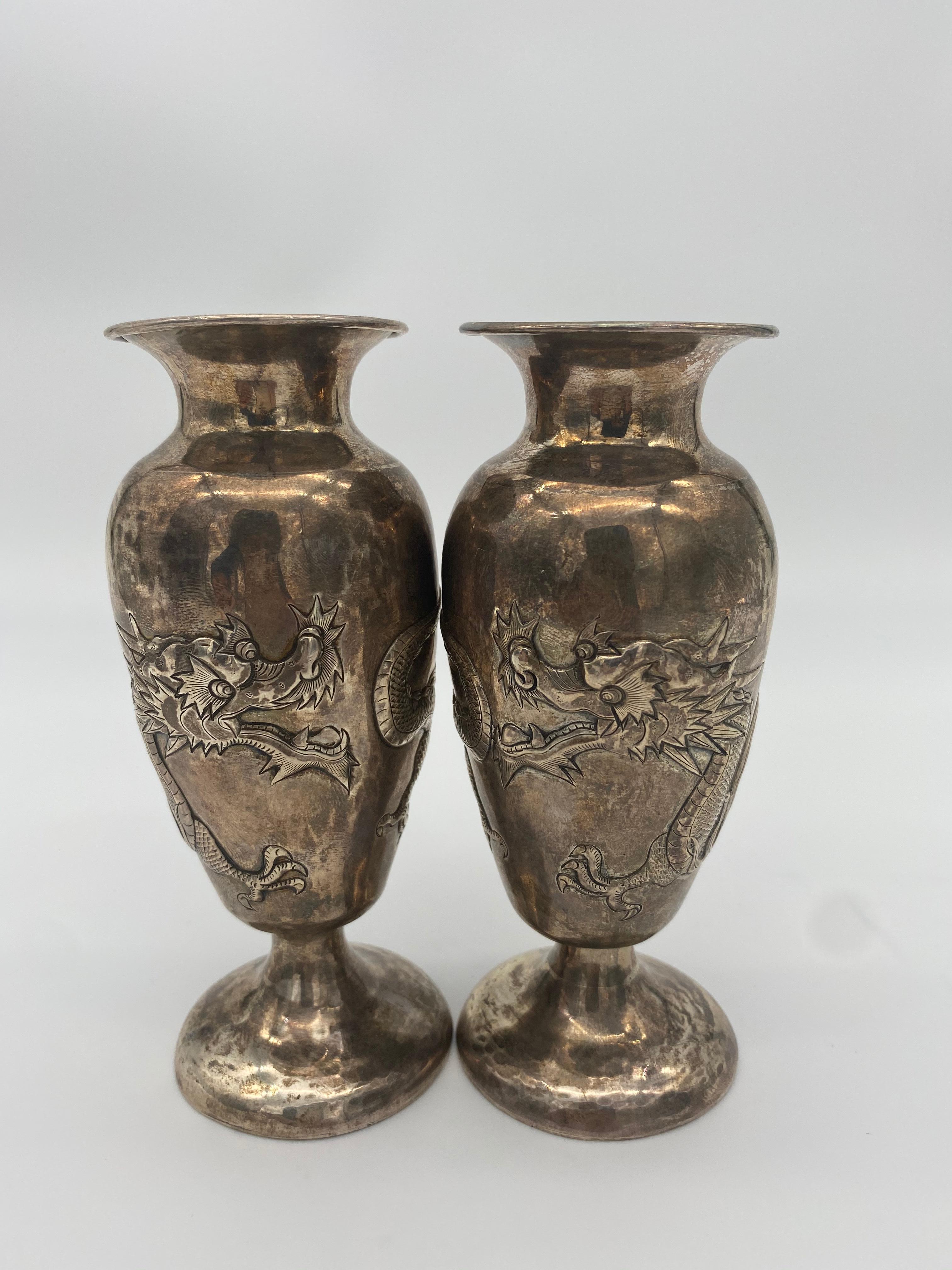 19th Century Pair of Chinese Silver Dragon Decorated Vases For Sale 4