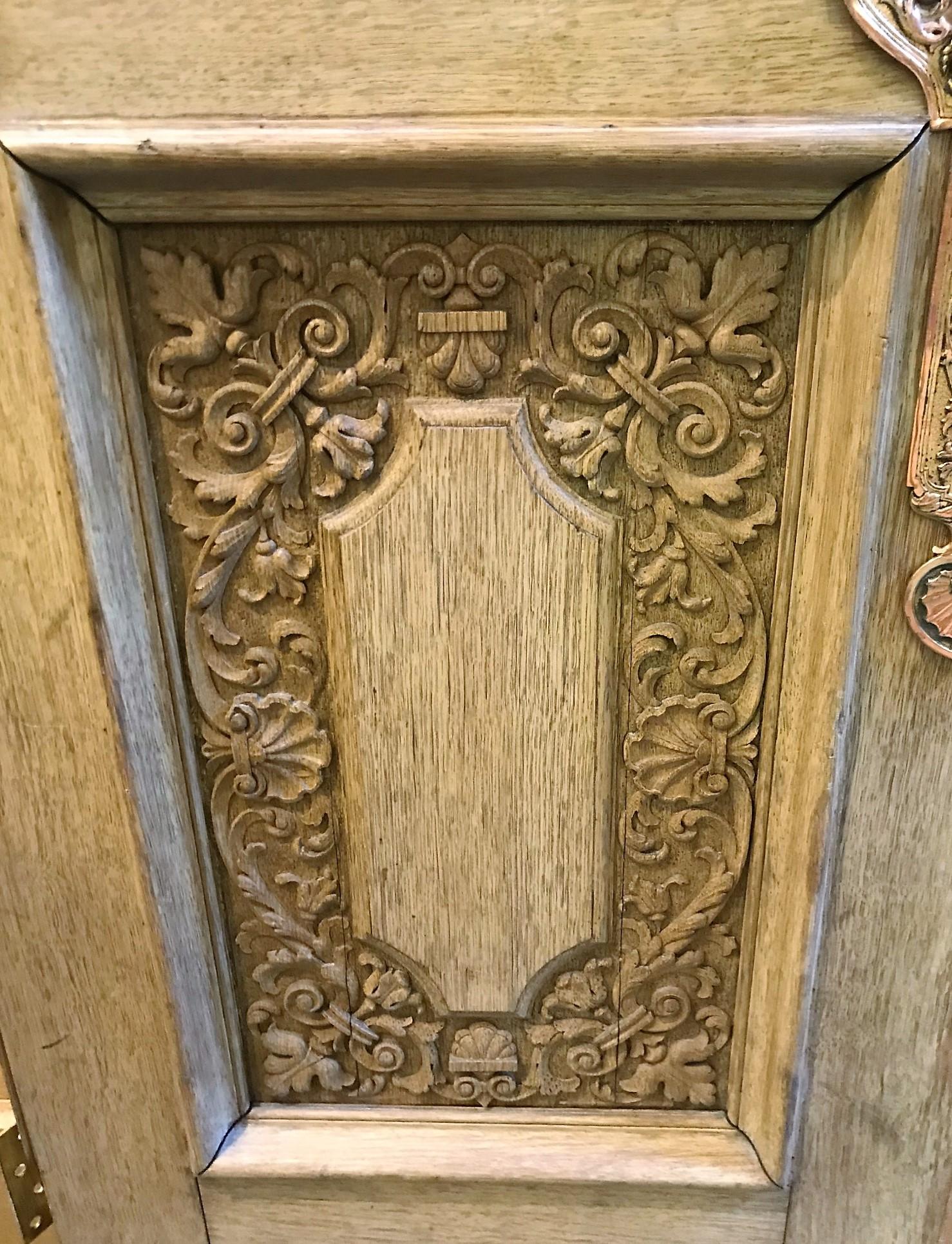 Hand-Carved 19th Century Pair of Continental Carved Oak Doors