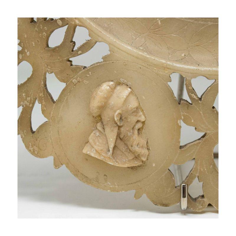 19th Century Pair of Desks with portraits of Petrarch and Leonardo Alabaster For Sale 5