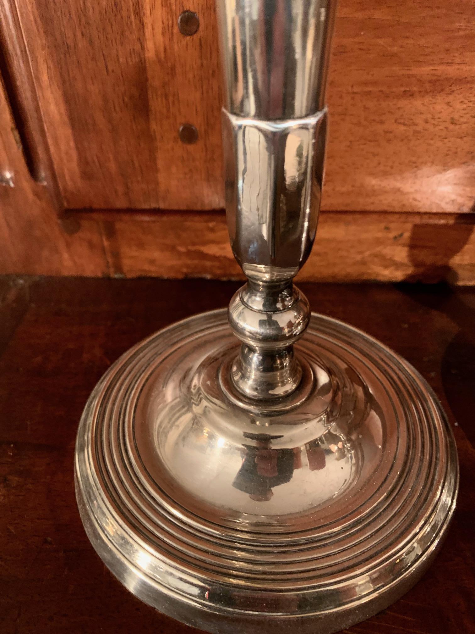 19th Century Pair of Directoire Silver metal
 Bronze Directoire Candlesticks In Good Condition For Sale In Madrid, ES