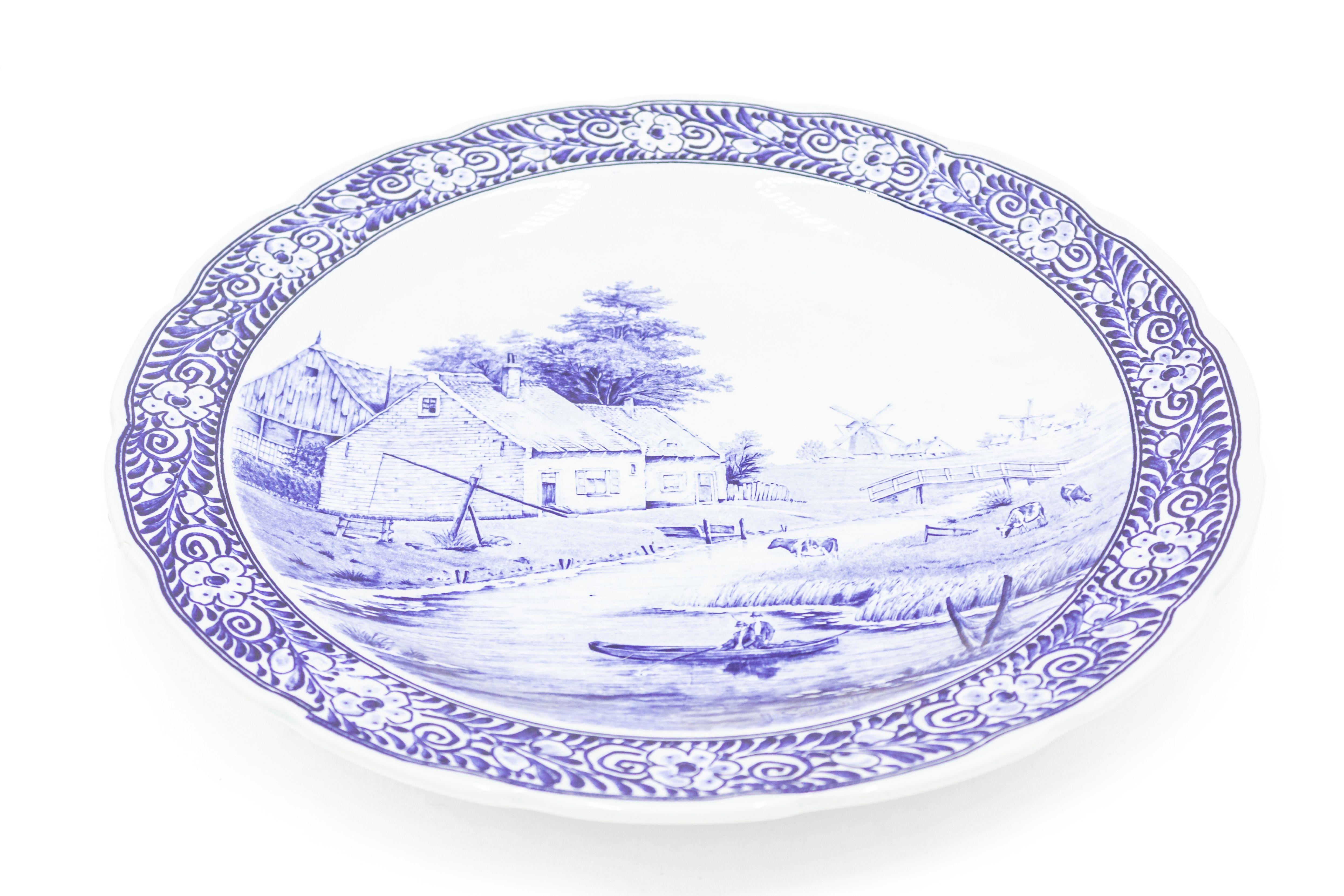 19th Century Pair of Dutch Porcelain Landscape Charger Plates For Sale 7