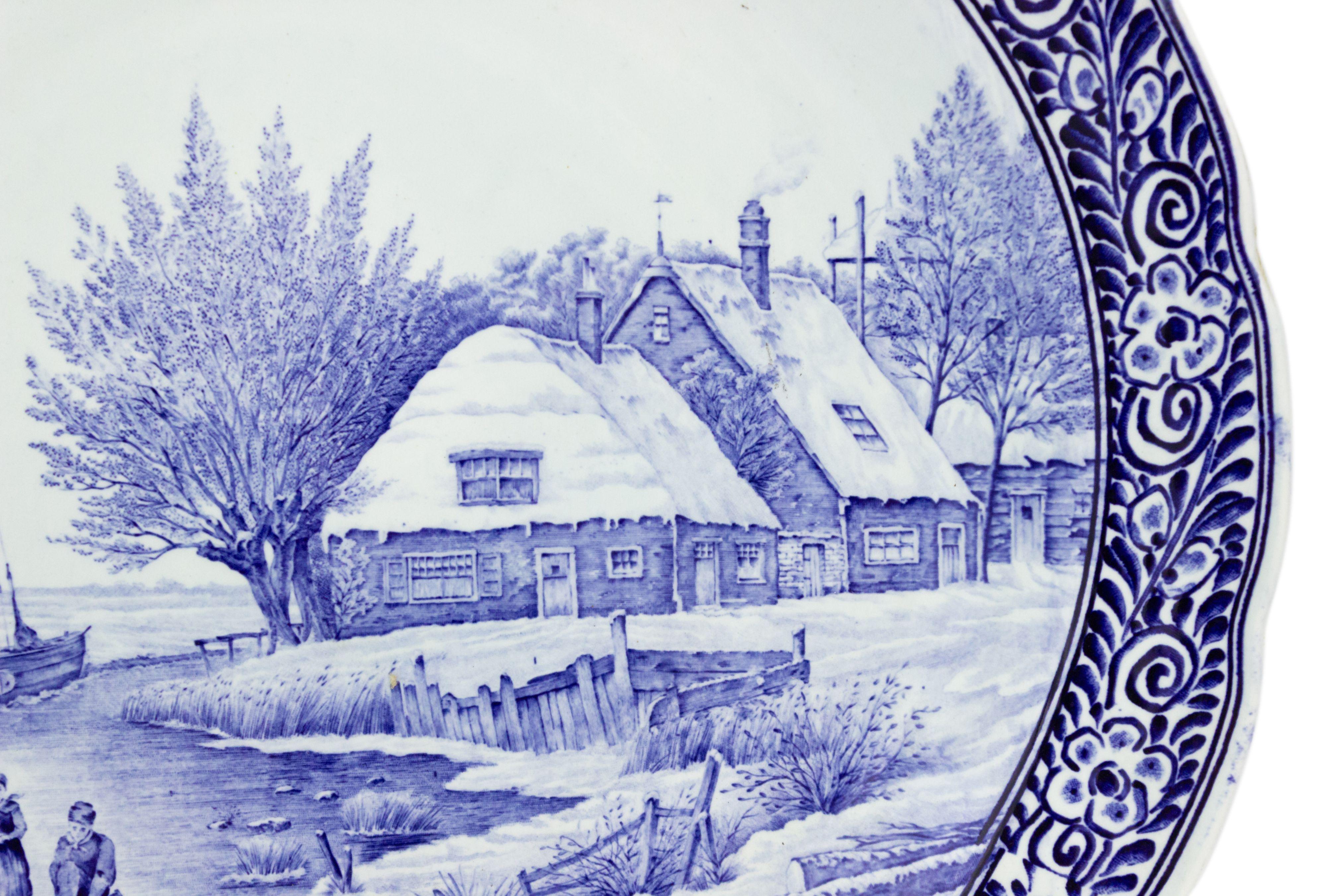 19th Century Pair of Dutch Porcelain Landscape Charger Plates For Sale 2