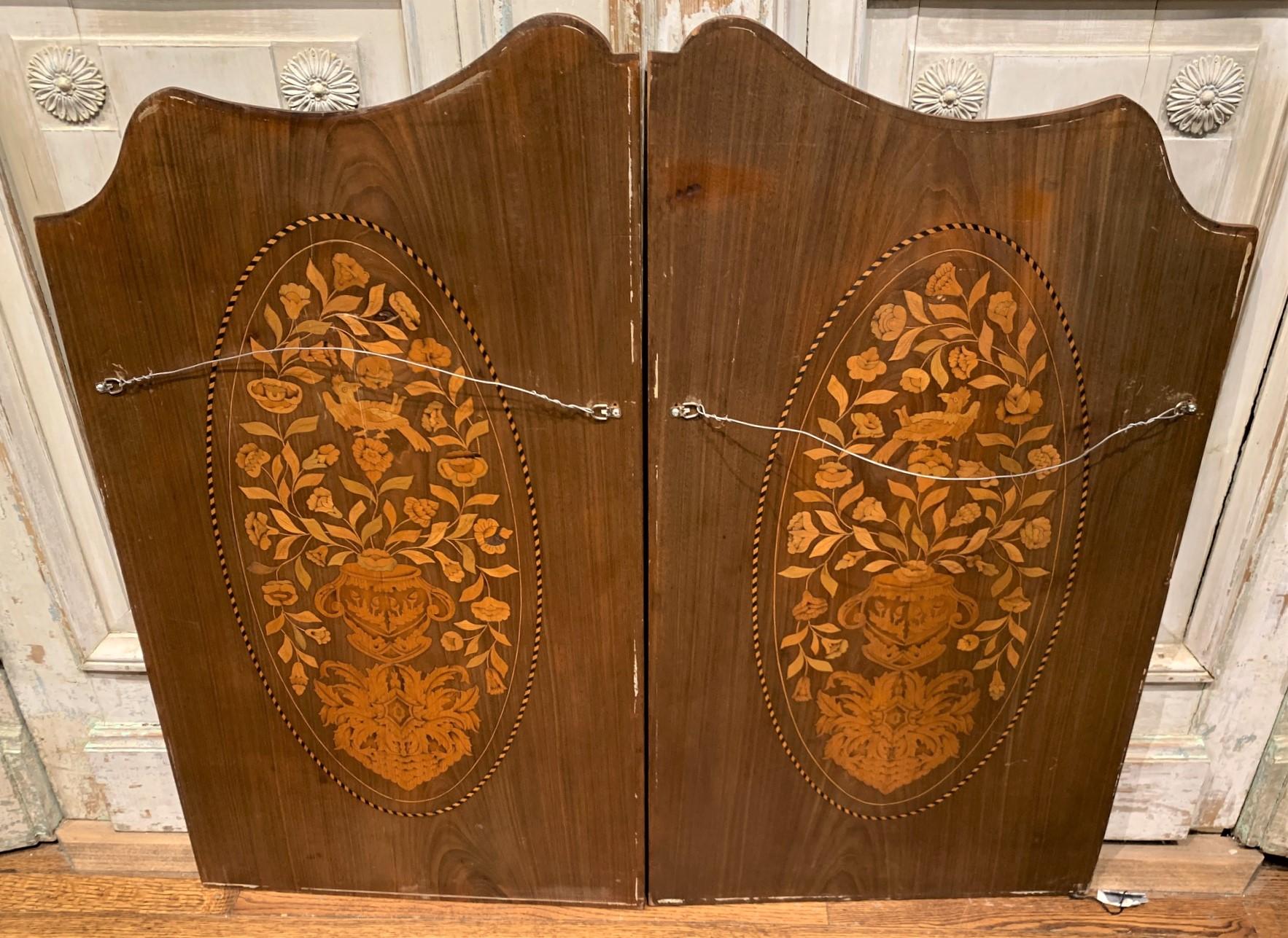 19th Century Pair of Dutch Walnut Marquetry Inlaid Wall Panels In Good Condition In Dallas, TX