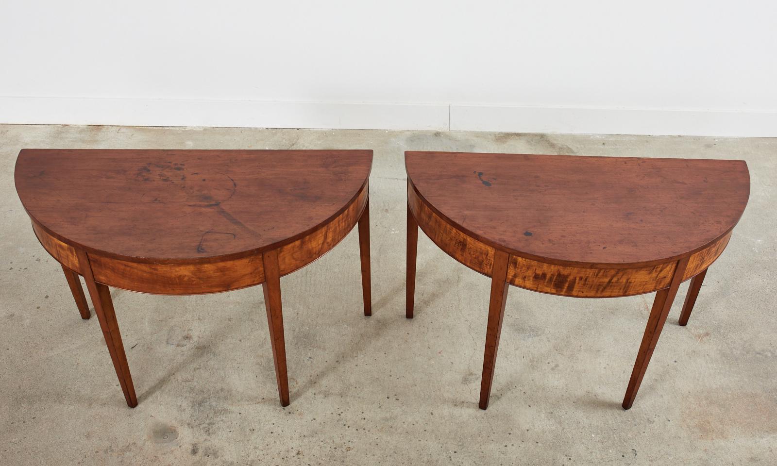 19th Century Pair of English Georgian Mahogany Demilune Console Tables 1