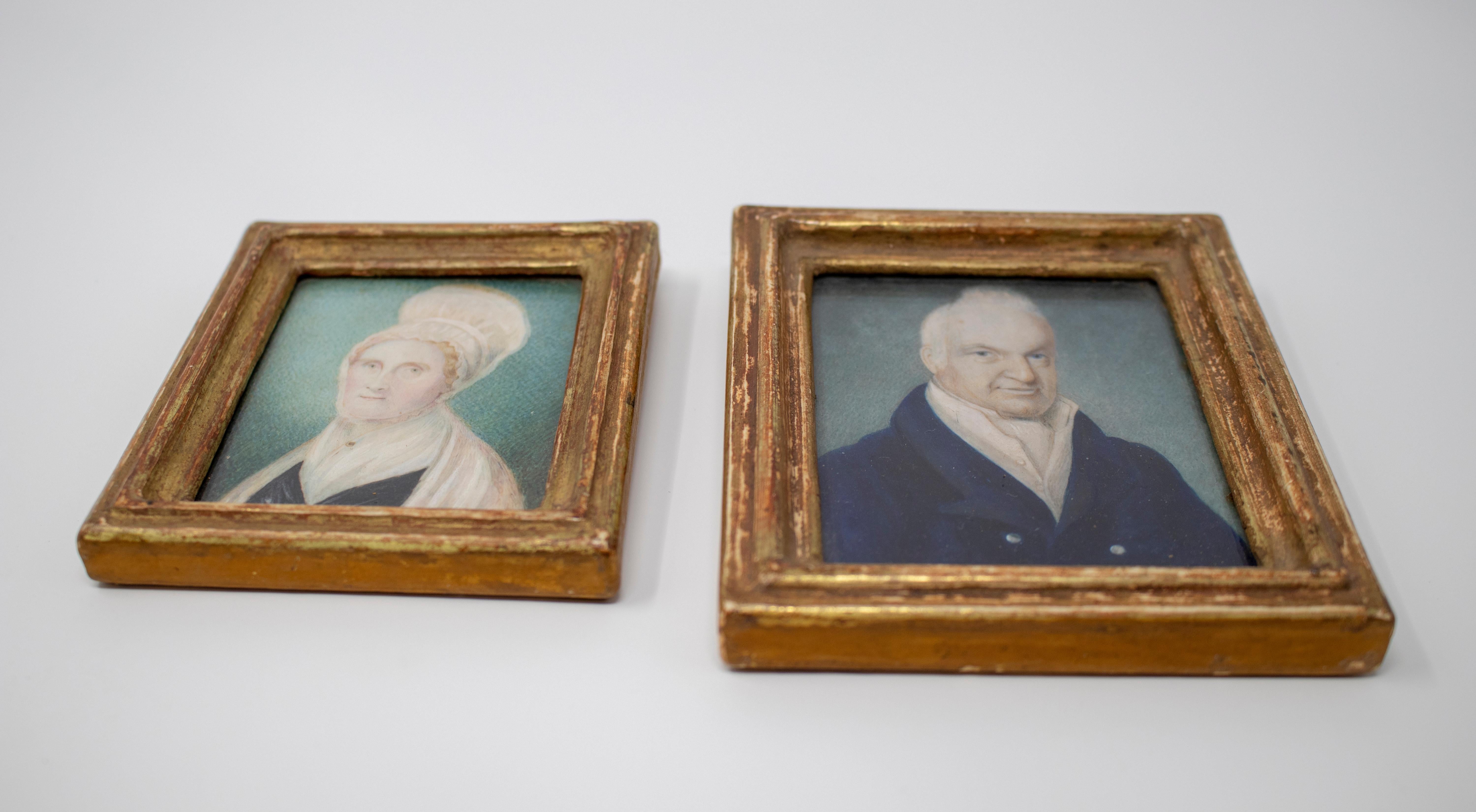 Paire de portraits miniatures d'un mari et d'une femme anglaises du 19ème siècle Bon état - En vente à Marbella, ES