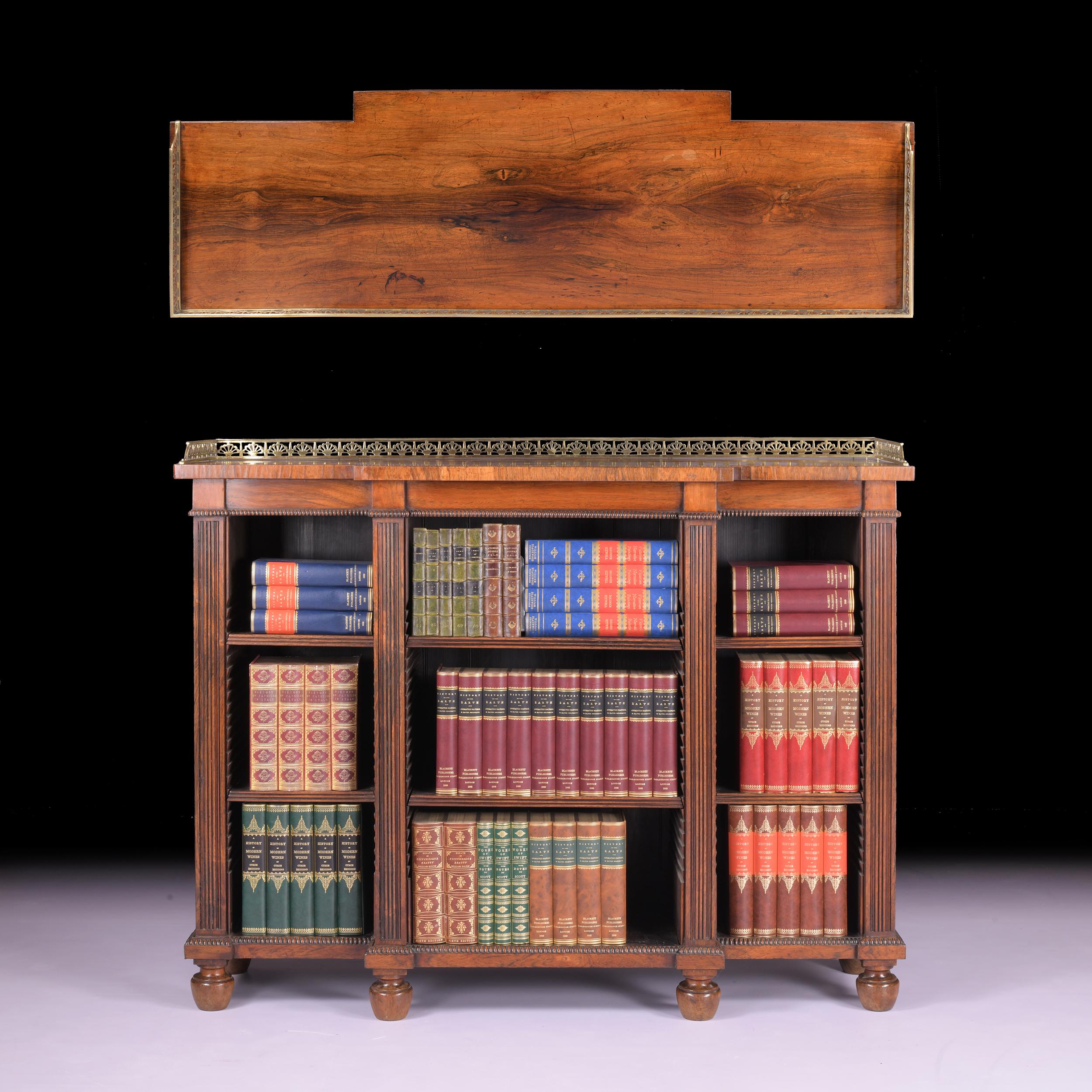 19th Century Pair of English Regency Open Bookcases Attributed to Gillows  In Good Condition In Dublin, IE