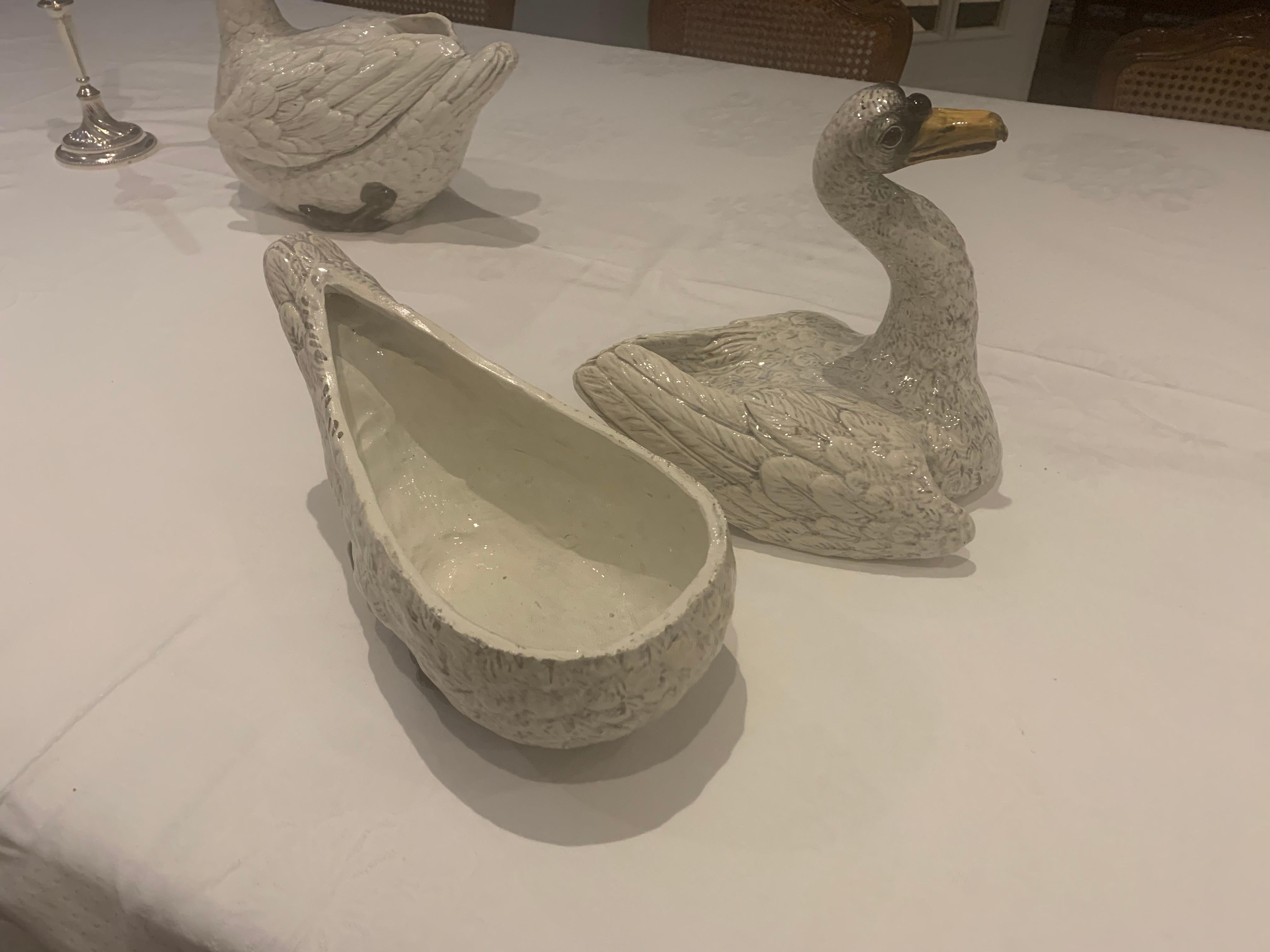 19th Century Pair of Faience Swans For Sale 2