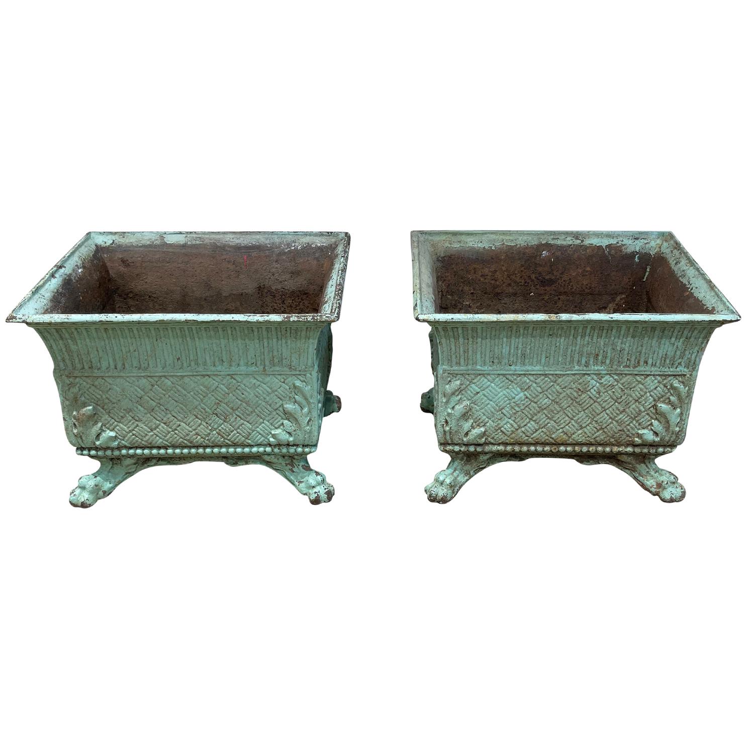 Metal 19th Century Pair of French Antique Cast Iron Planters For Sale