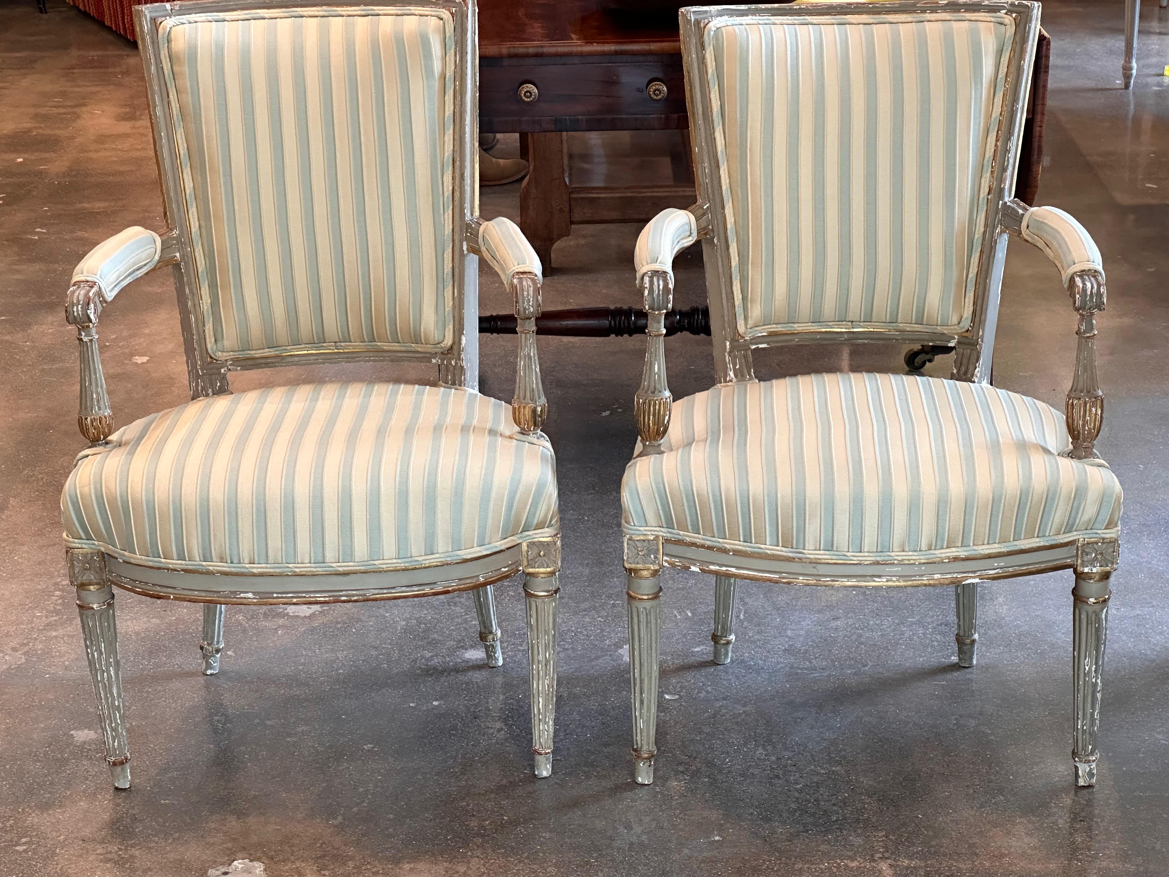 19th Century Pair of French Arm Chairs For Sale 5
