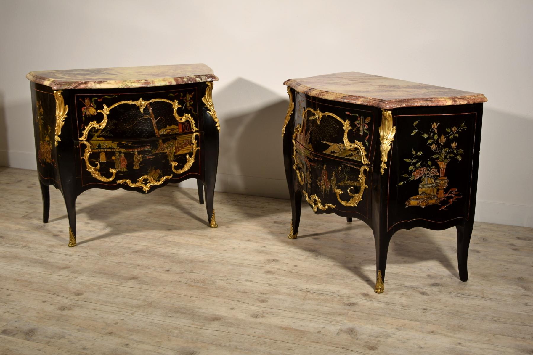 19th Century, Pair of French Chinoiserie Lacquered Commodes with Marble Top 1