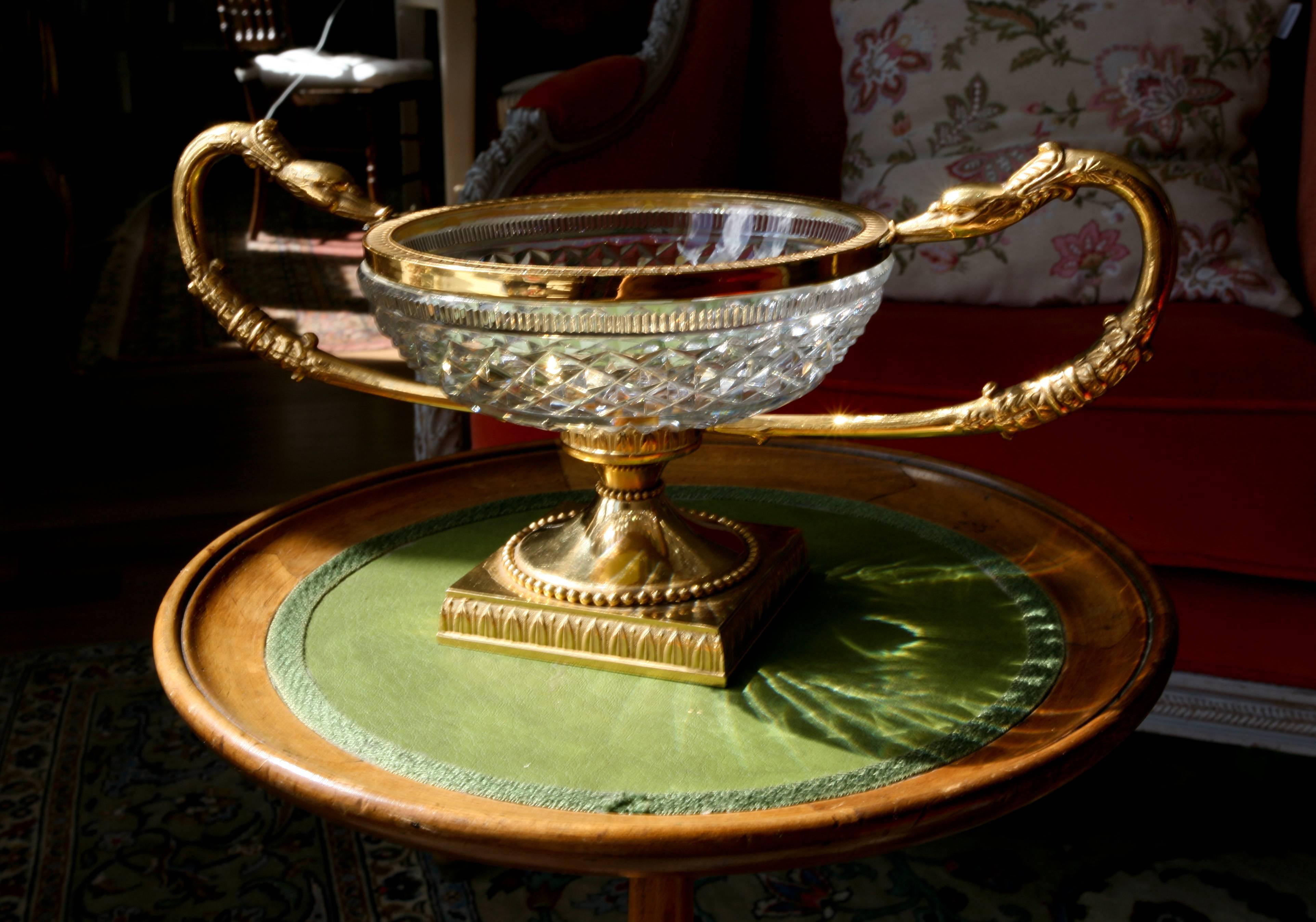 19th Century Pair of French Crystal Bowls, Gilded Brass Frames in Empire Style 4