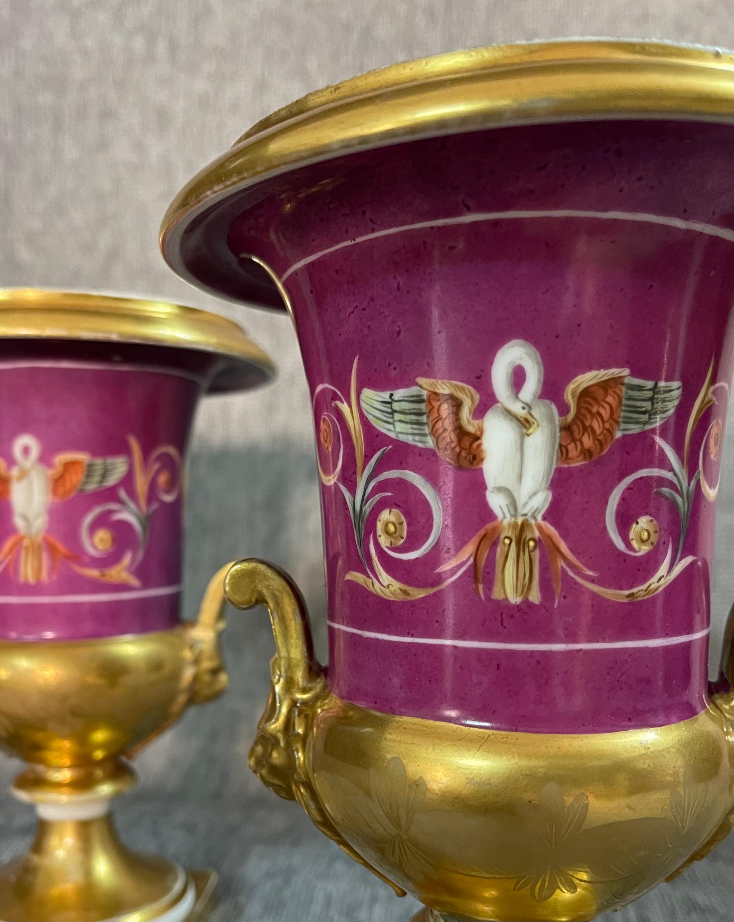 Coppia di vasi in porcellana impero francese del XIX secolo Dagoty Paris in vendita 3