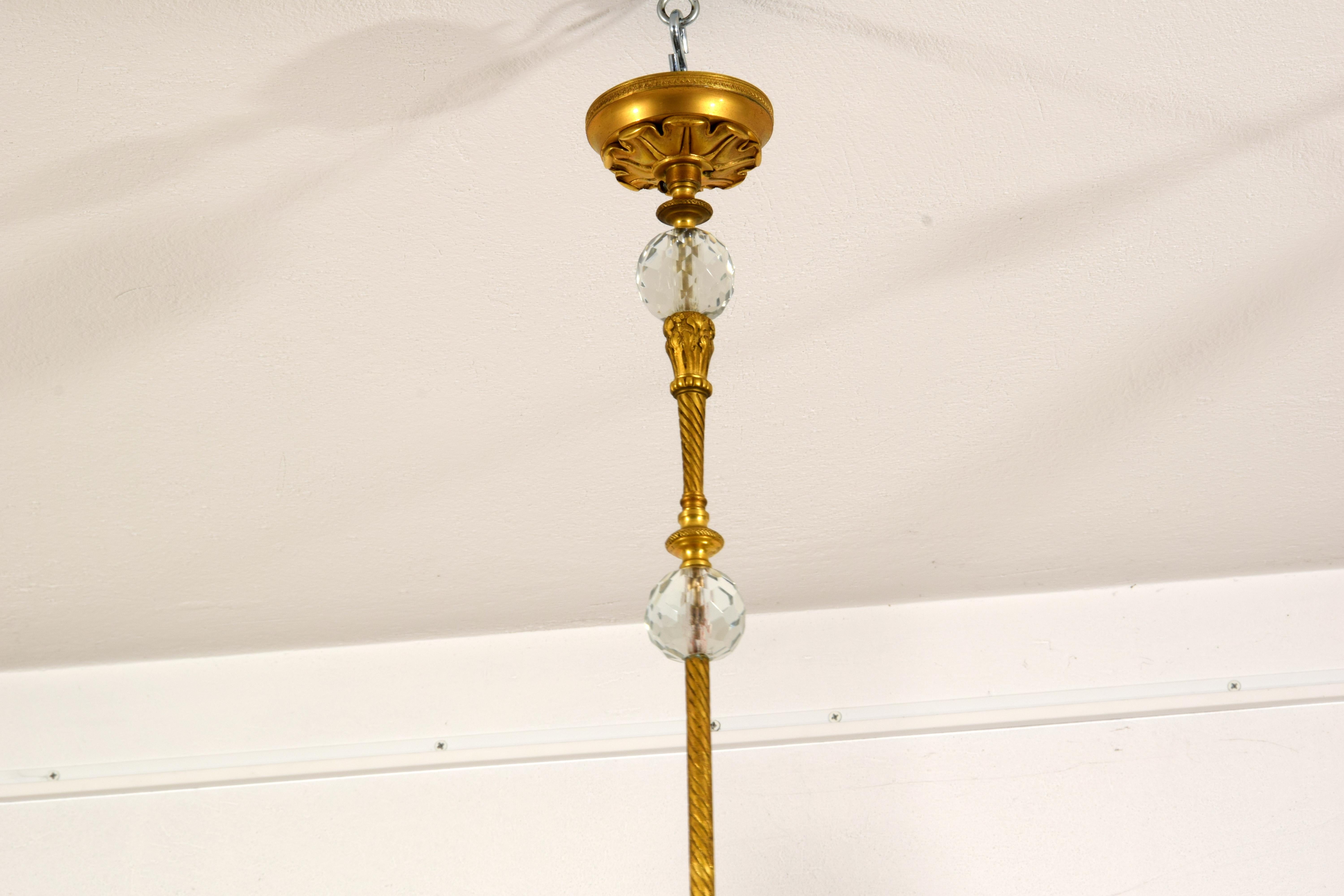 XIX secolo, Coppia di lampadari francesi a sei luci in bronzo dorato in vendita 7