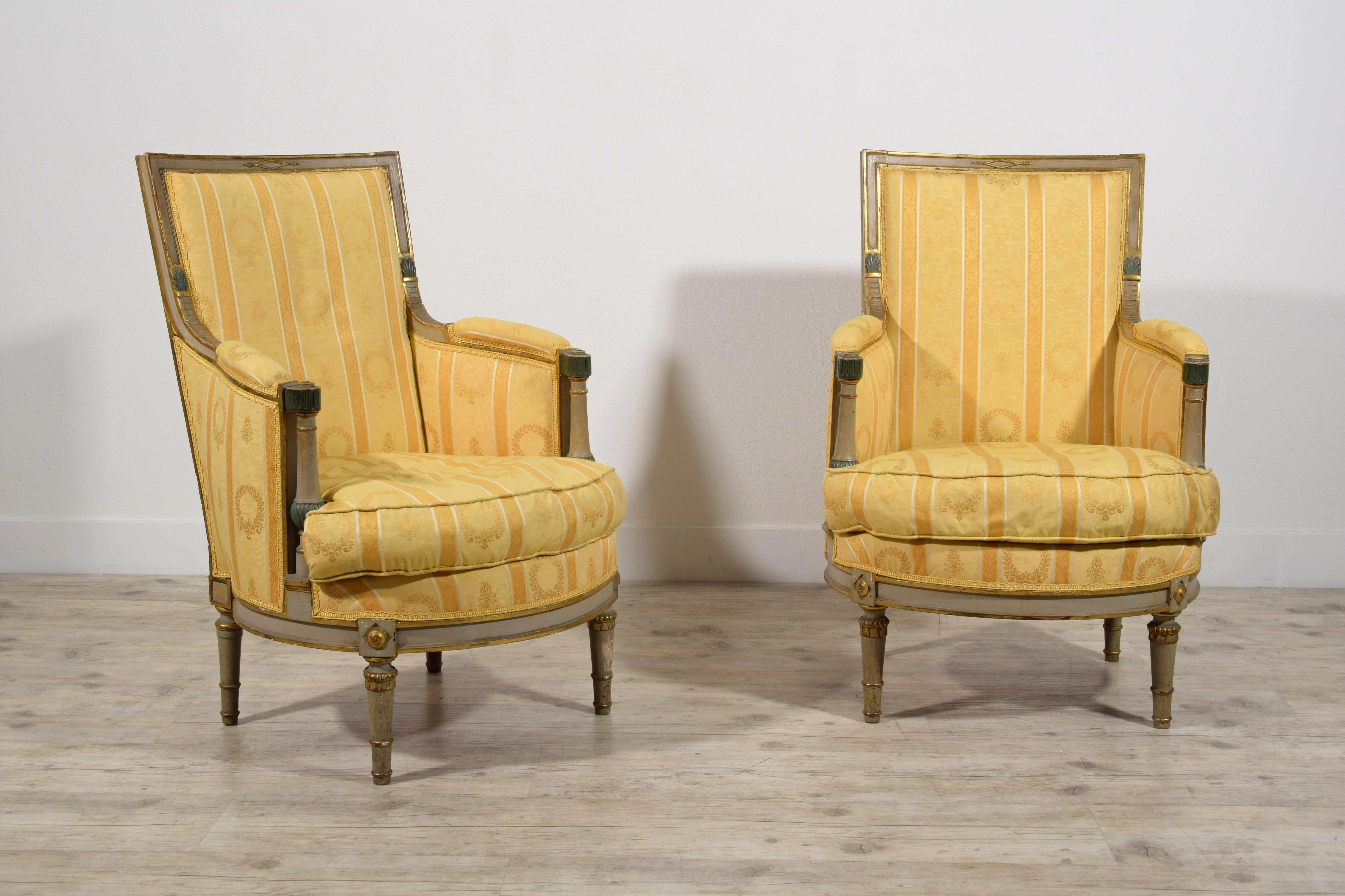 19th Century, Pair of French Lacquered and Giltwood Armchairs For Sale 2