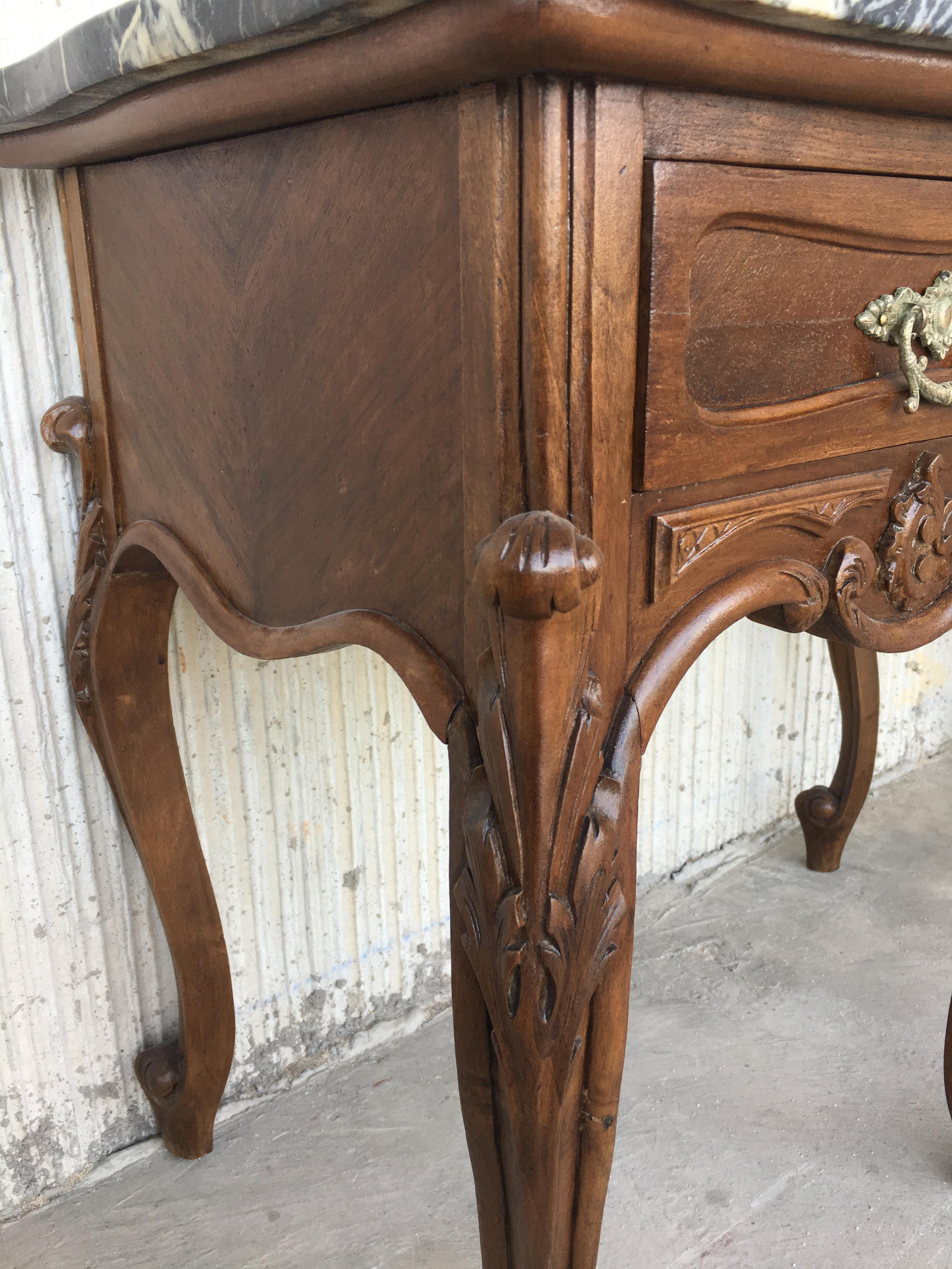 19th Century Pair of French Louis XV Carved Nightstands 6