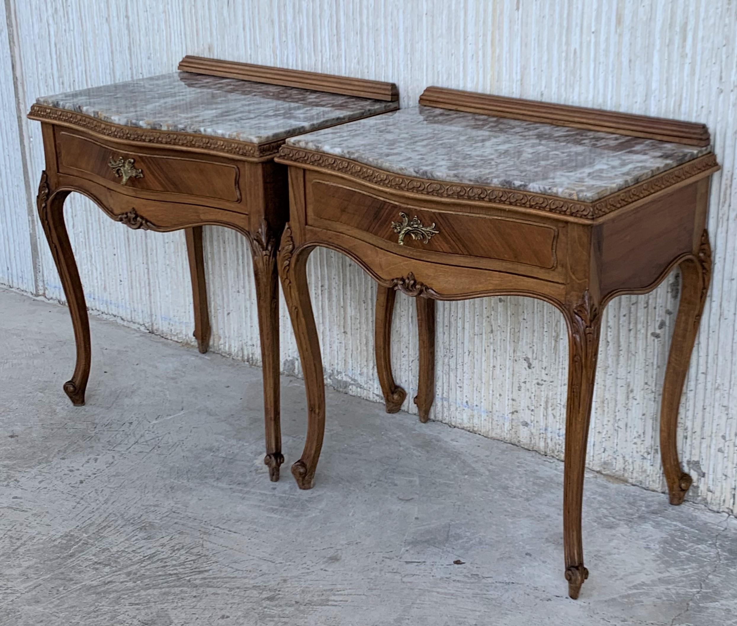 19th Century Pair of French Louis XV Carved Nightstands 5