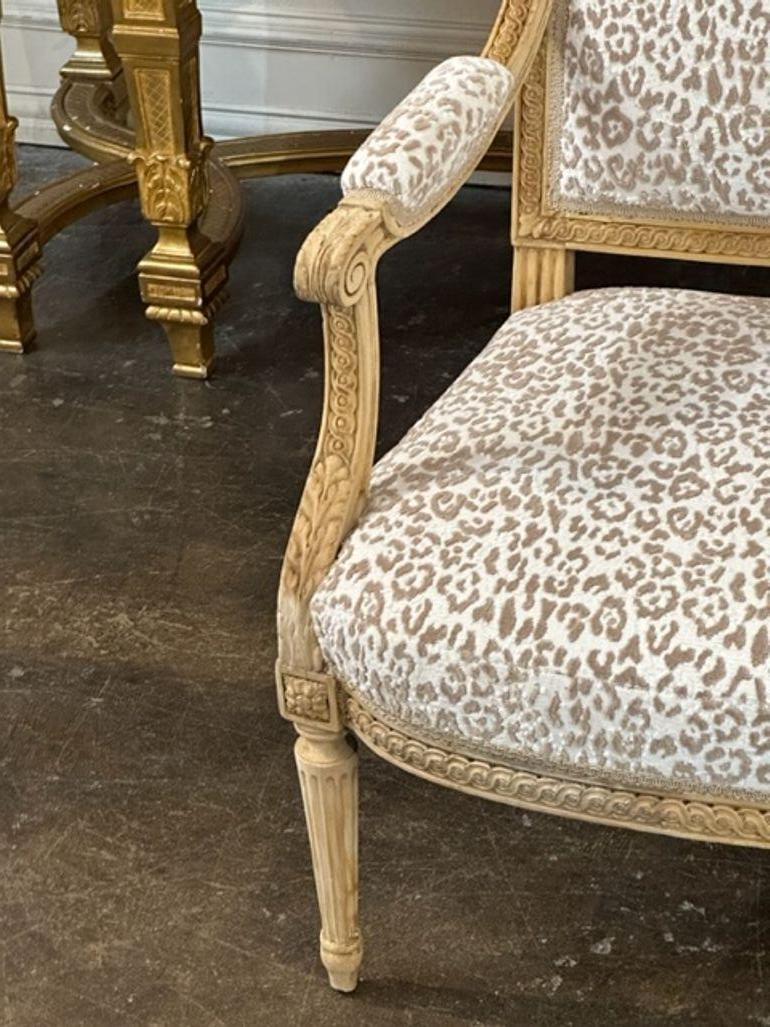 Upholstery 19th Century Pair of French Louis XVI Carved and Bleached Side Chairs For Sale