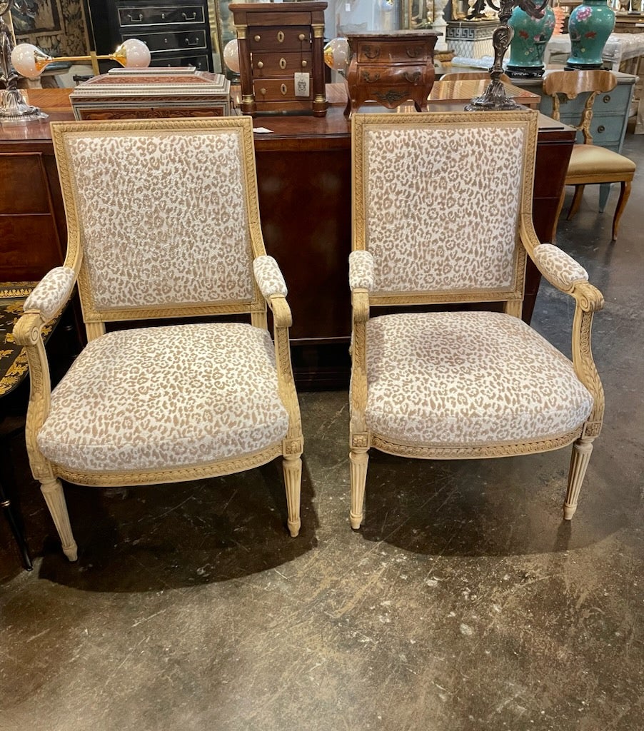 19th Century Pair of French Louis XVI Carved and Bleached Side Chairs For Sale