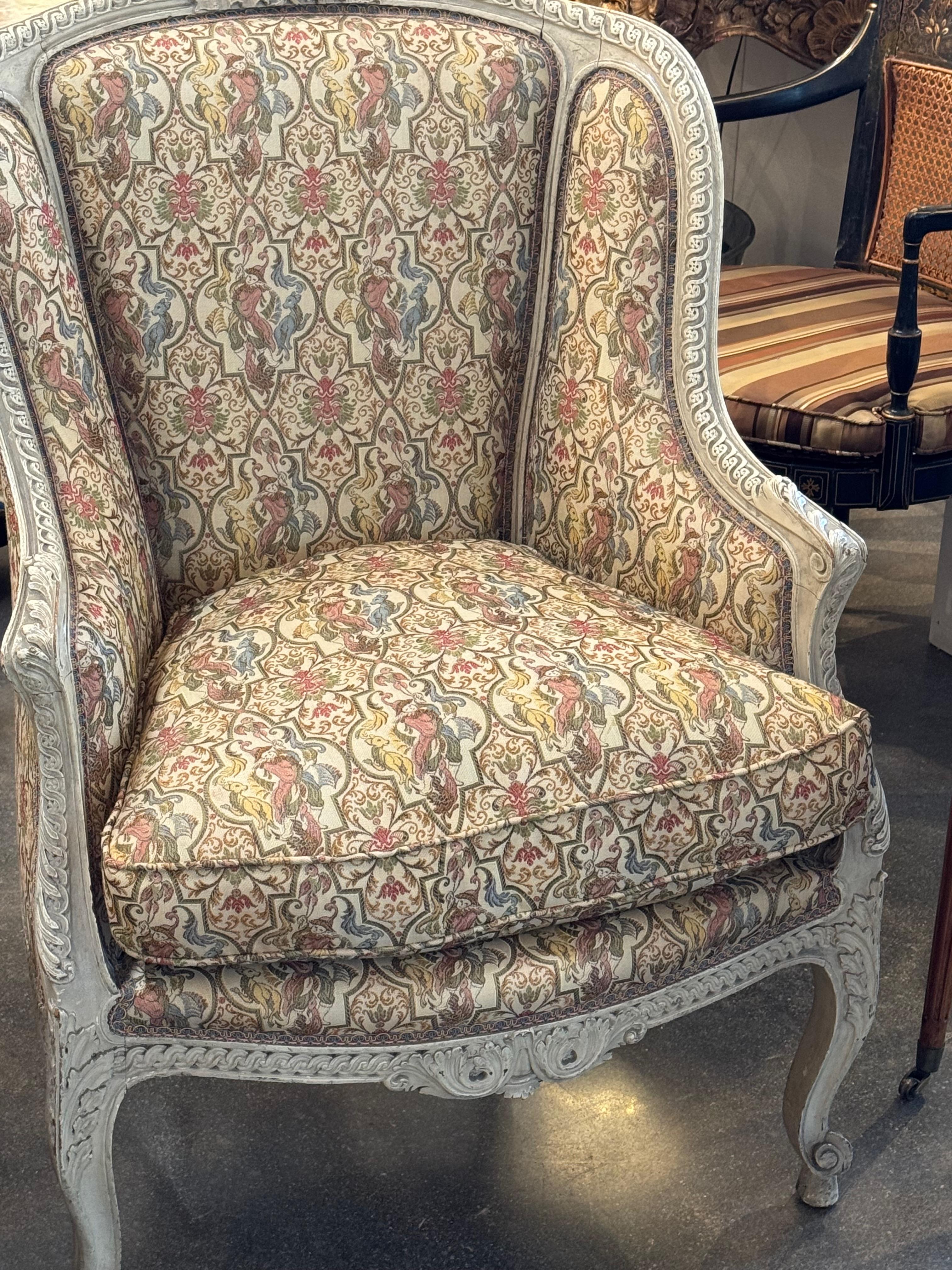 Tissu d'ameublement Paire de bergères peintes françaises du 19ème siècle en vente