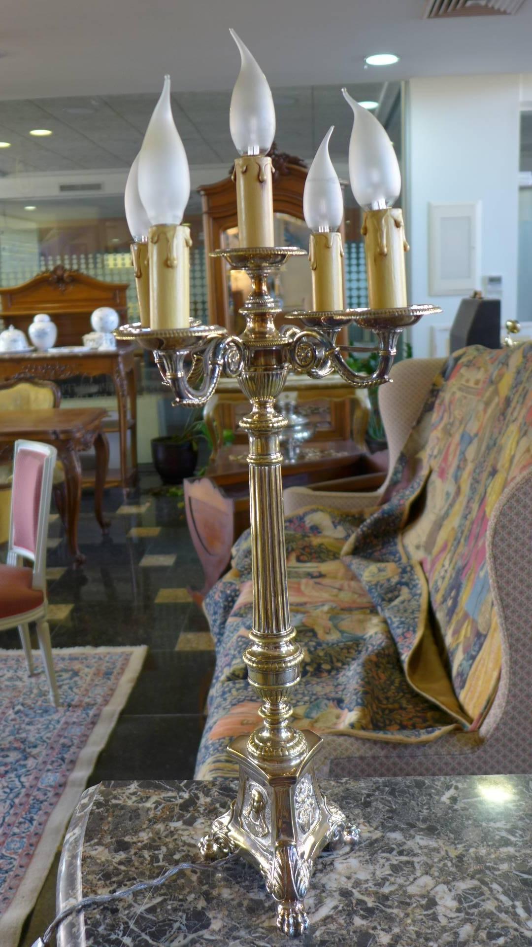 19th Century Pair of French Silver Plated Table Lamps In Good Condition For Sale In Sofia, BG