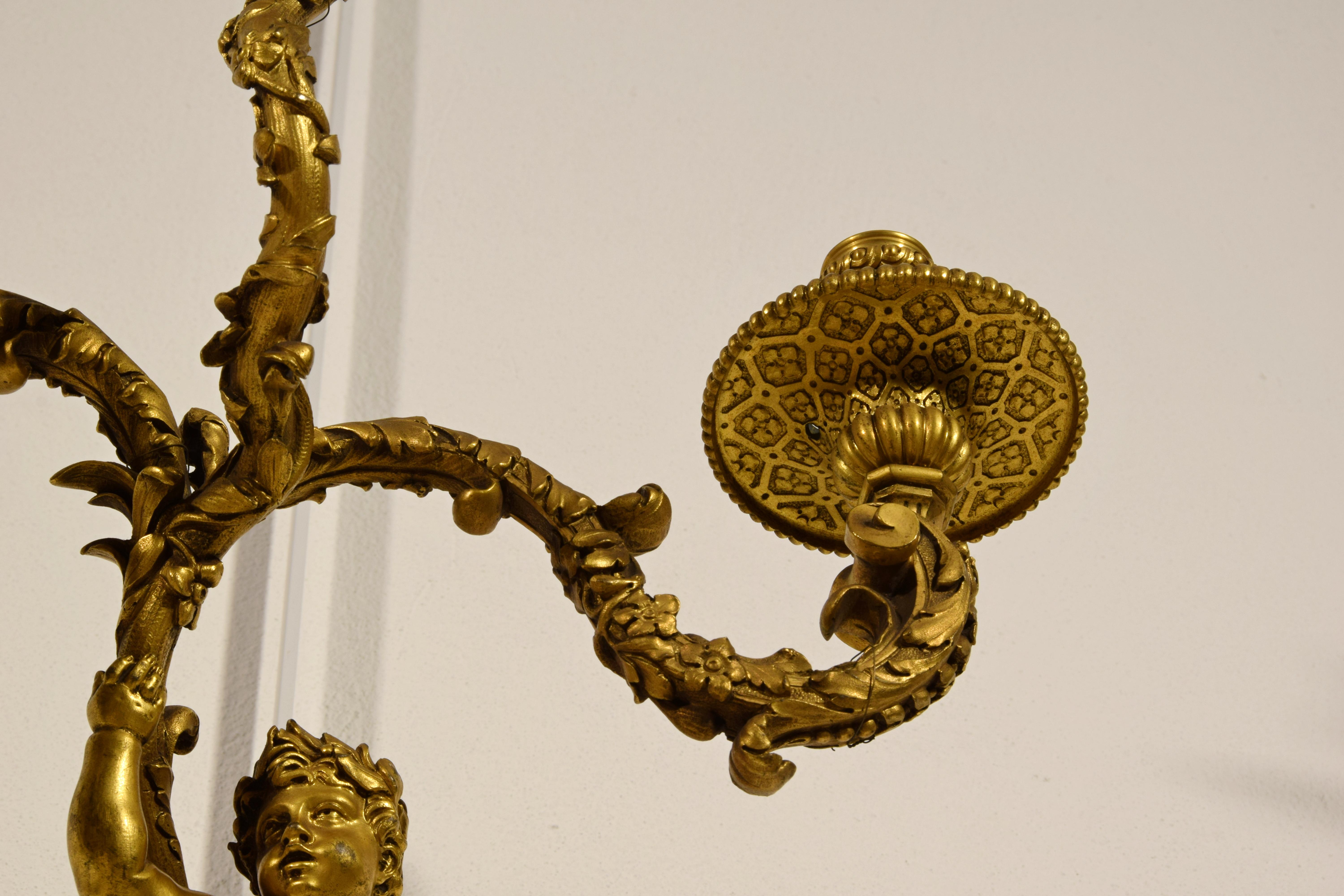 19th Century, Pair of French Three-Light Gilt Bronze Sconces For Sale 15