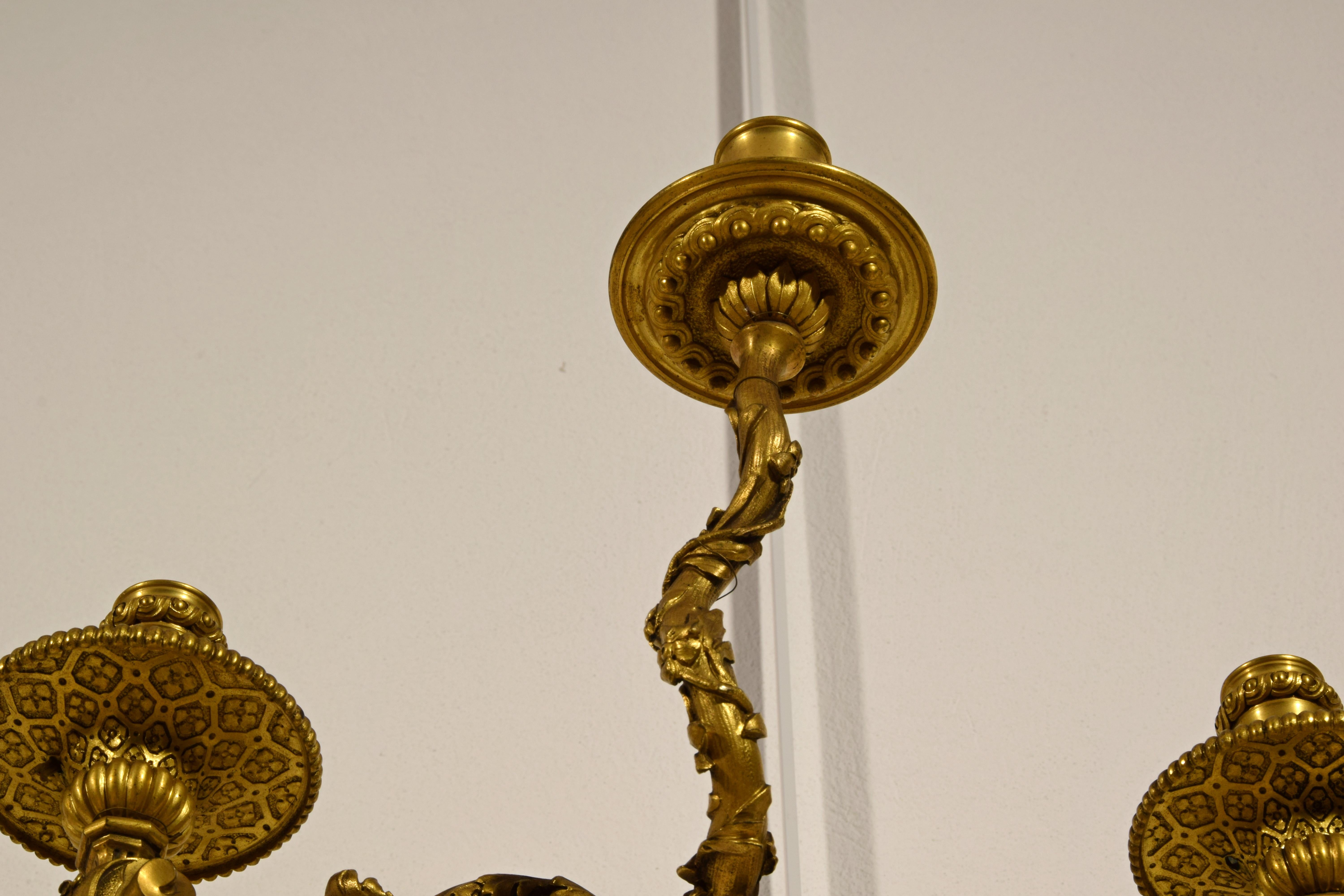 19th Century, Pair of French Three-Light Gilt Bronze Sconces For Sale 16