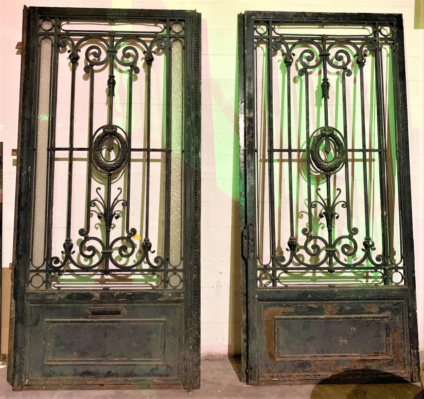 19th Century Pair of French Wrought Iron Gates In Good Condition In Dallas, TX