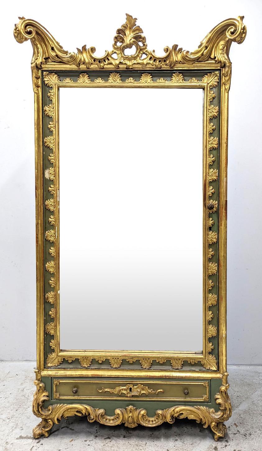 19. Jahrhundert Paar vergoldete Turiner Schränke  im Angebot 10
