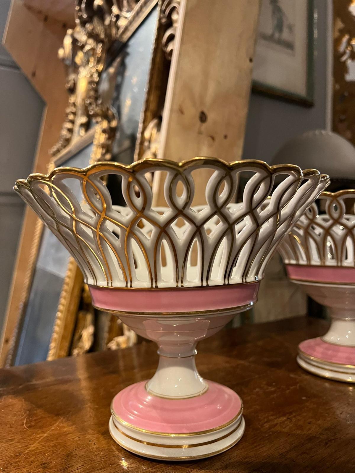 Procelin Riser 19th Century Pair of Ginori Risers in Porcelain For Sale at 1stDibs