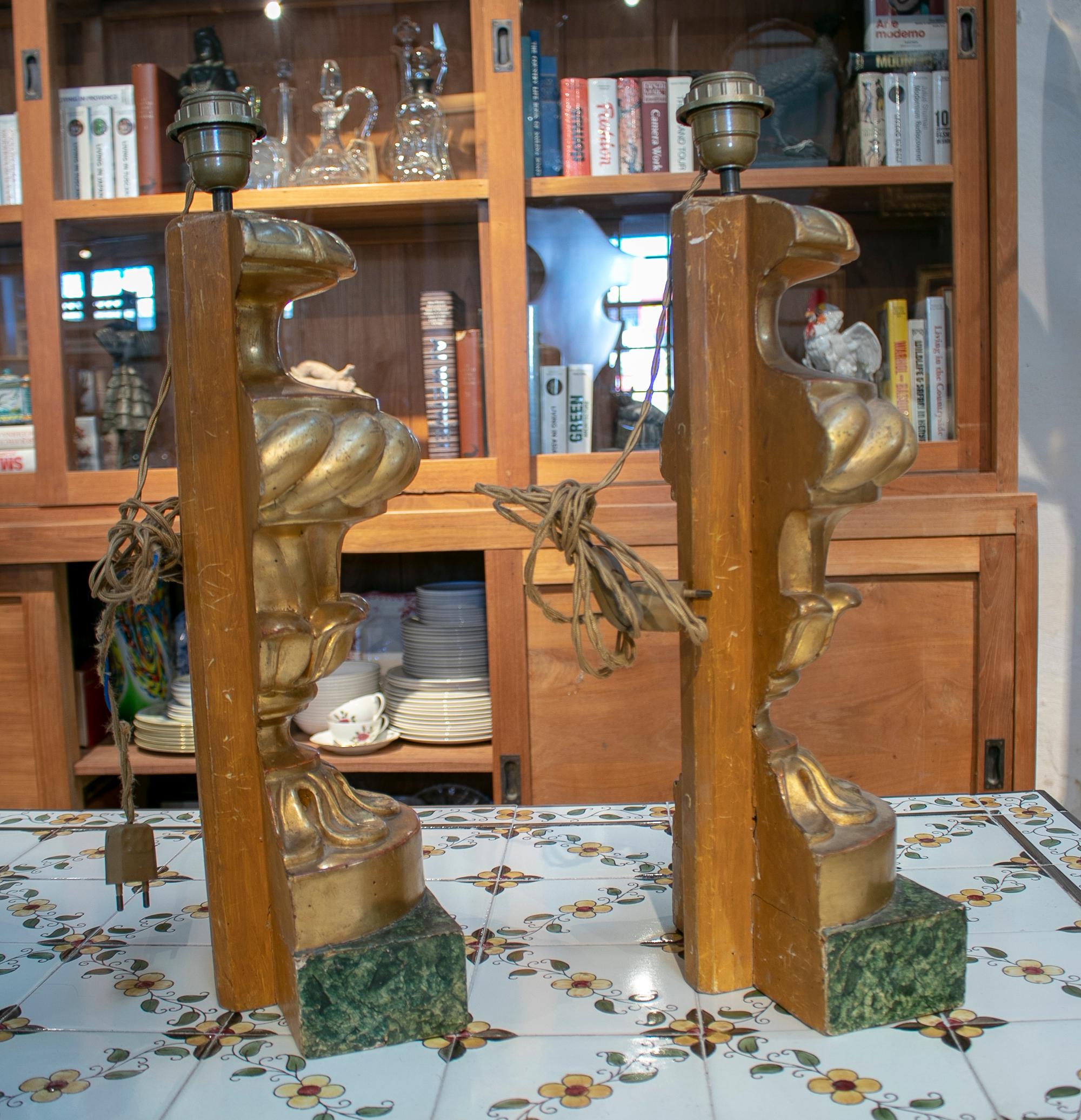 19th Century Pair of Gold Gilt Wooden Table Lamps with Marbled Base 5