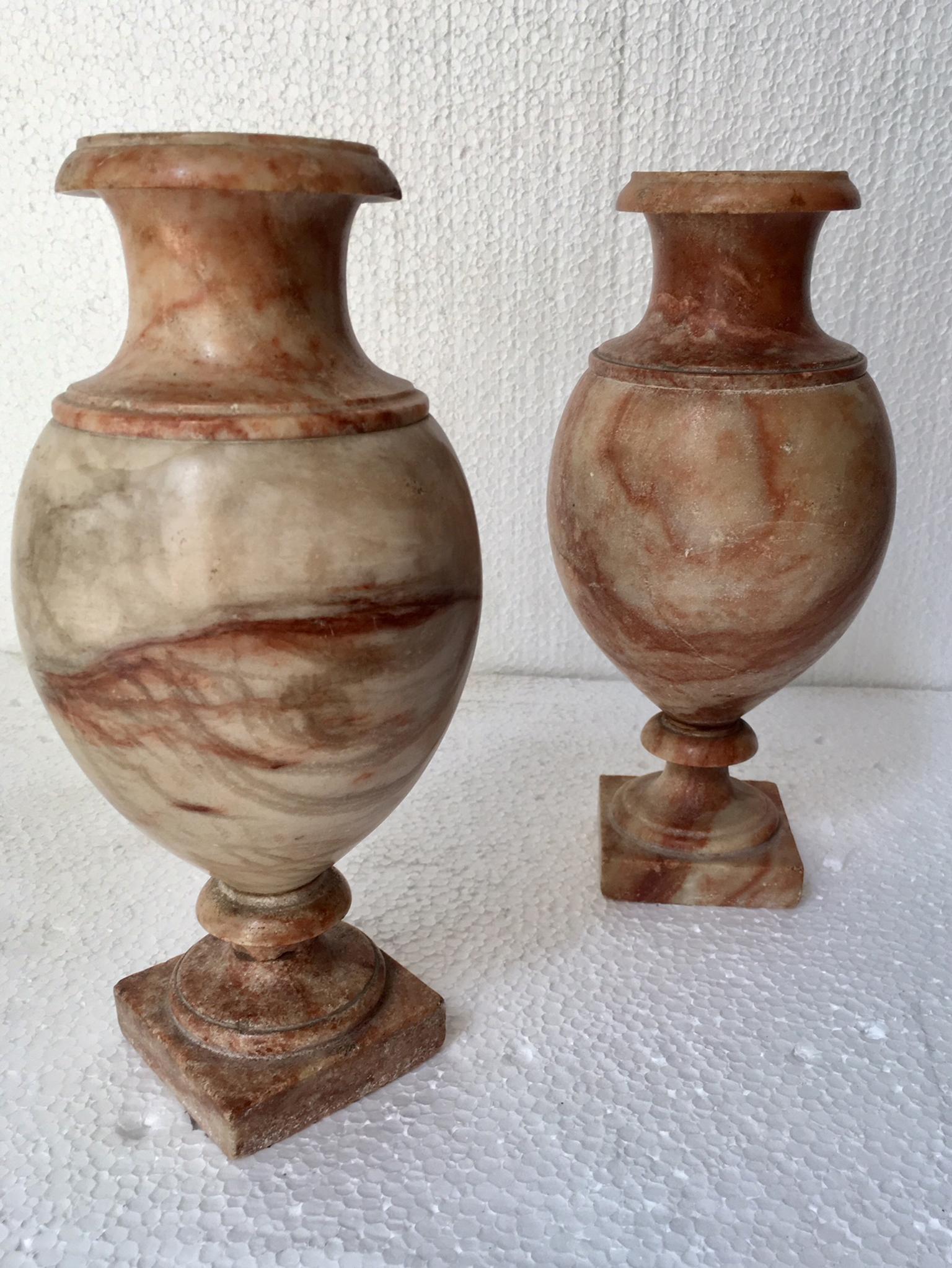 19th Century Pair of Grand Tour Alabaster Vases 1