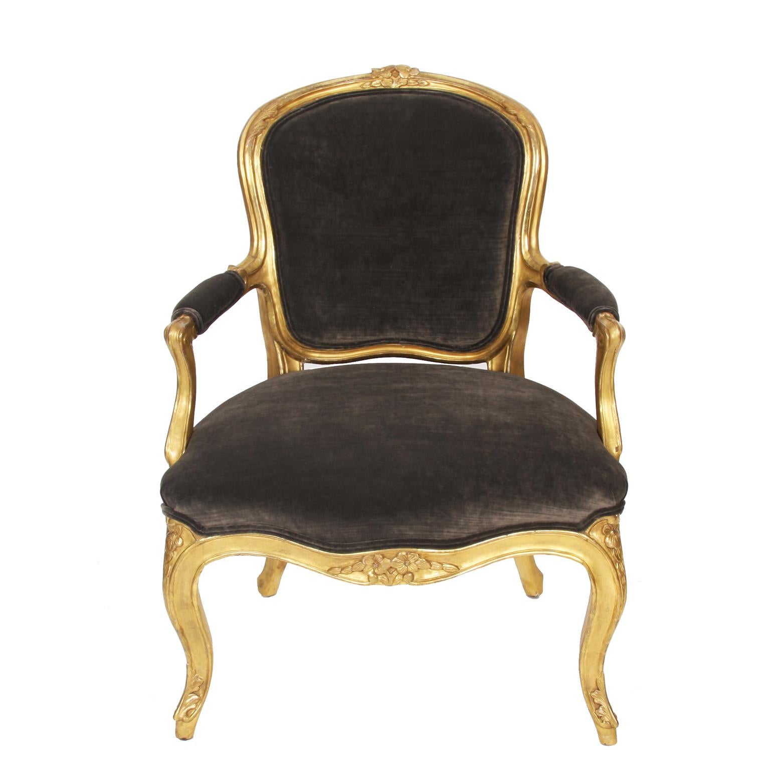 French, 19th century

A splendid pair of giltwood salon chairs, covered in grey velvet. Beautiful floral detailing to the frames. 

Seat height: 46cm

In good condition.