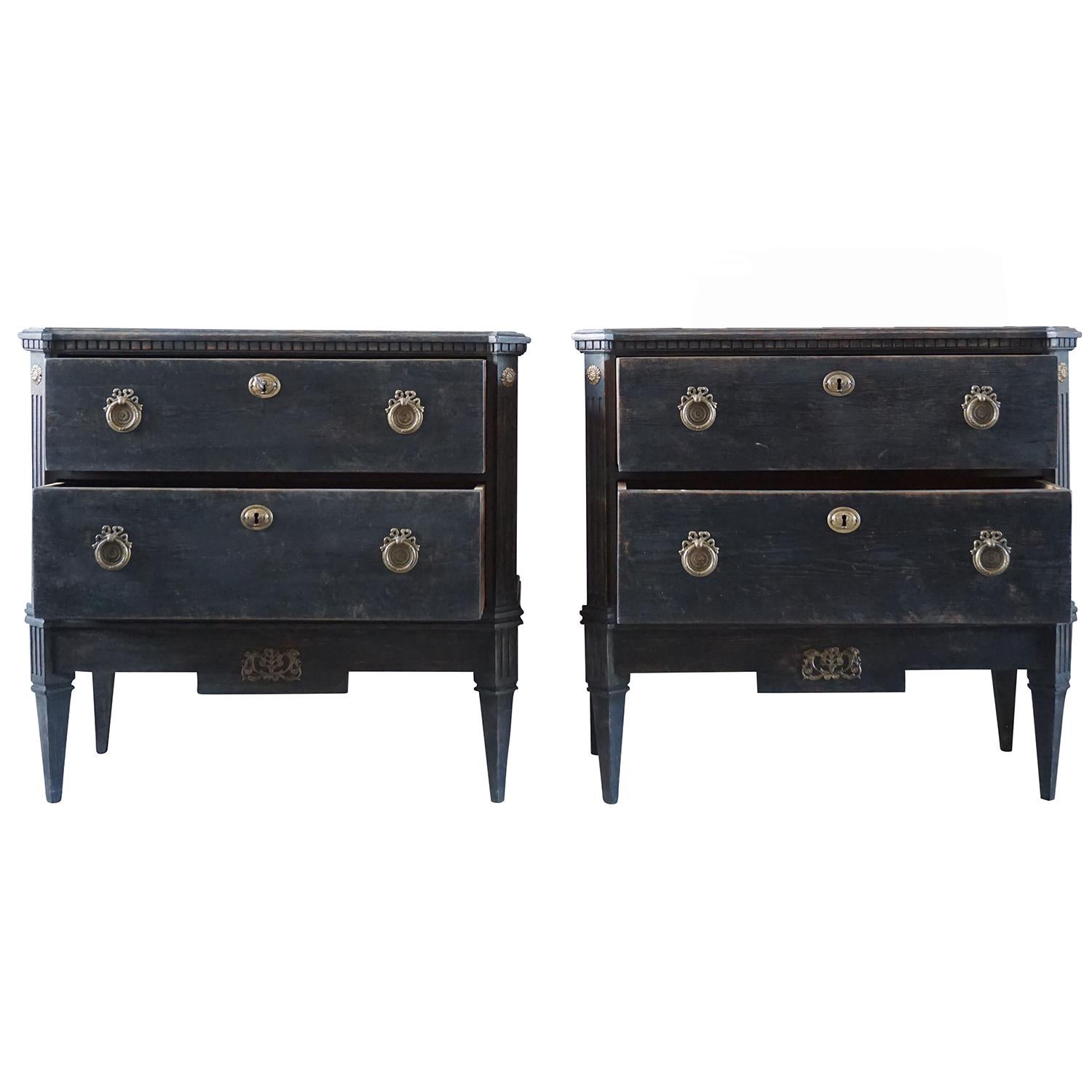 19th Century Swedish Gustavian Pair of Black, Marble Chests, Oakwood Commodes In Good Condition In West Palm Beach, FL