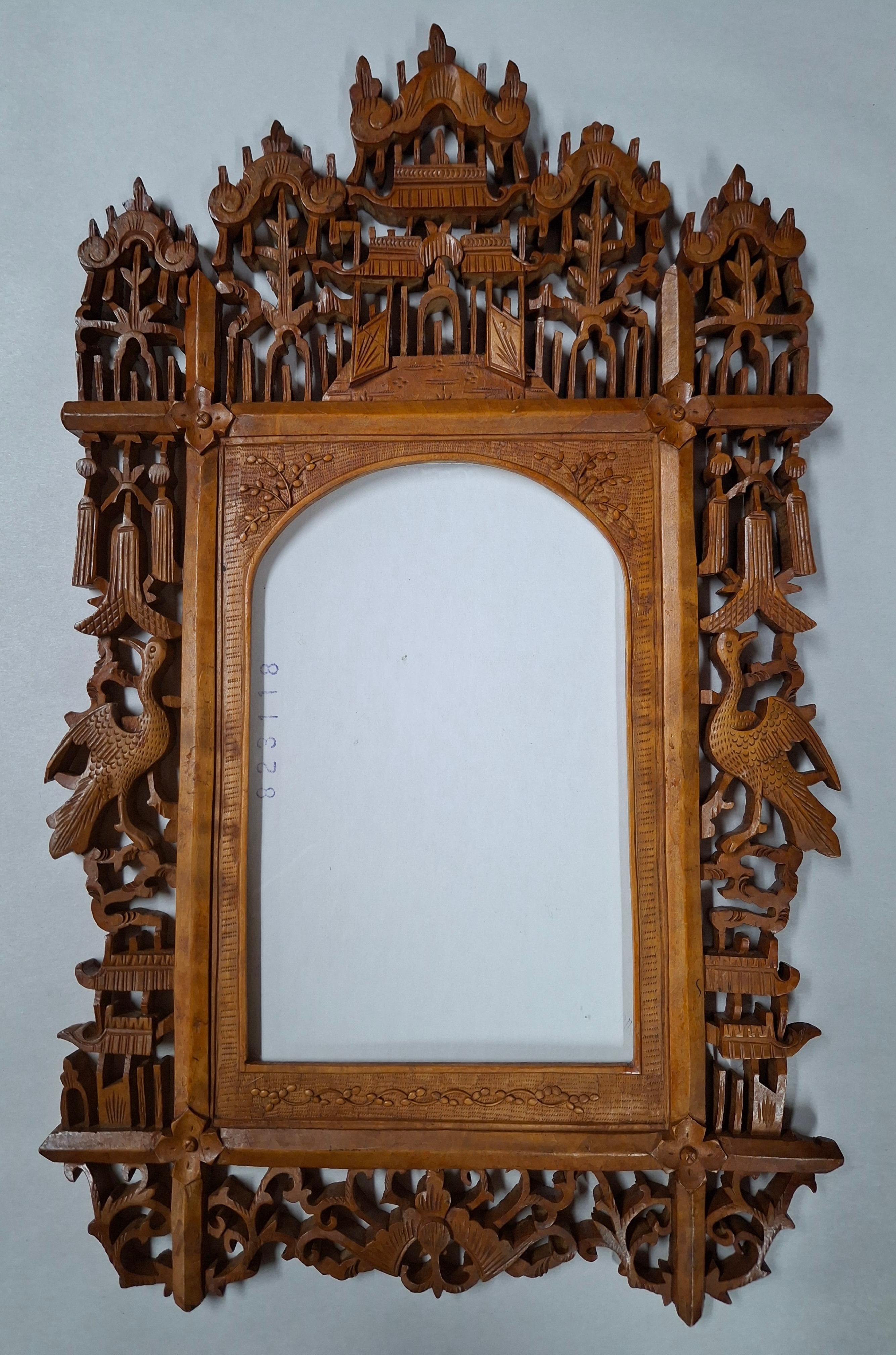 Anglo-Indian 19th Century Pair of Hand Carved Anglo Indian Teak Wood Picture Frames For Sale