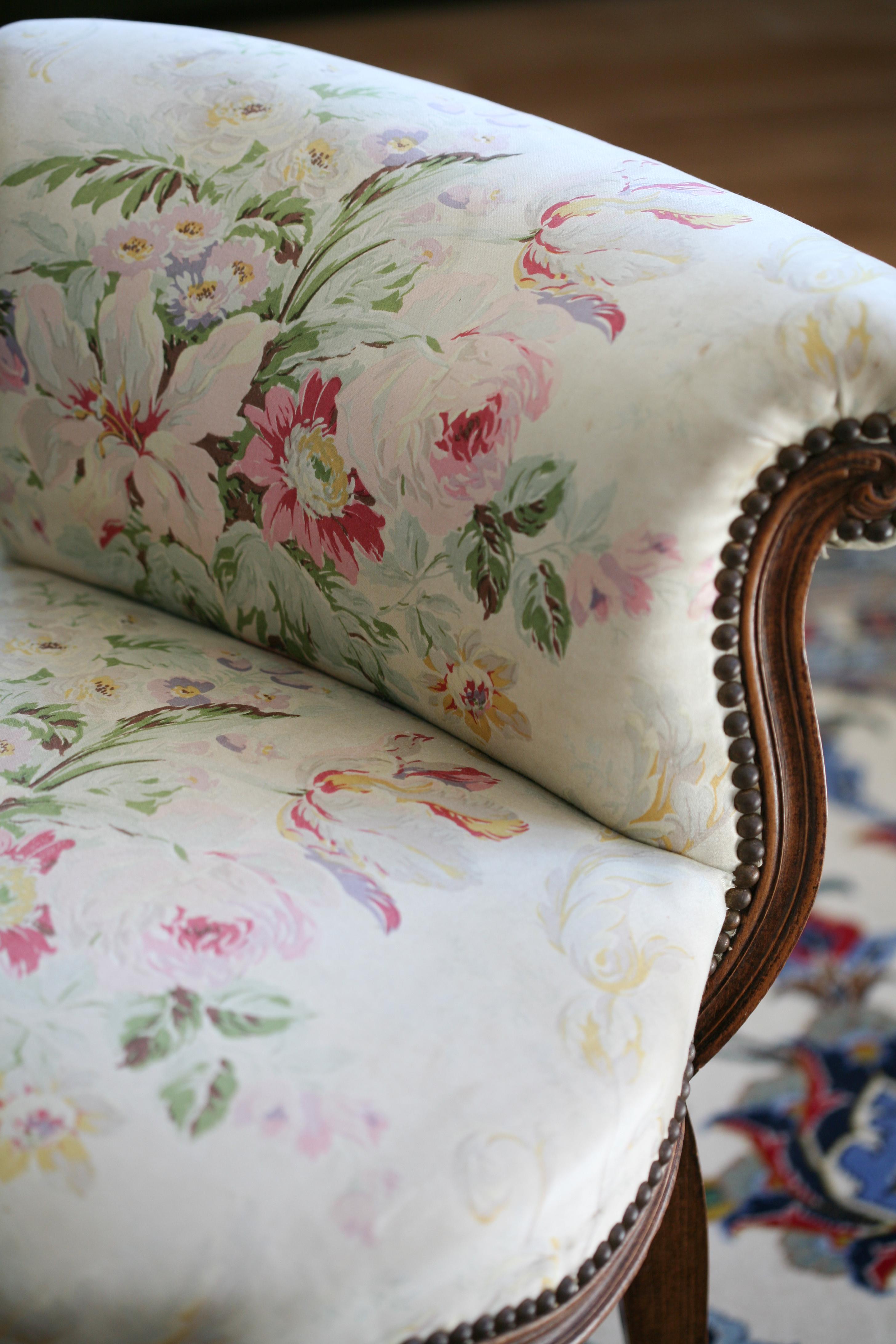 19th Century Pair of Hand-Carved Walnut Ladies Chairs in Louis XV Style 2