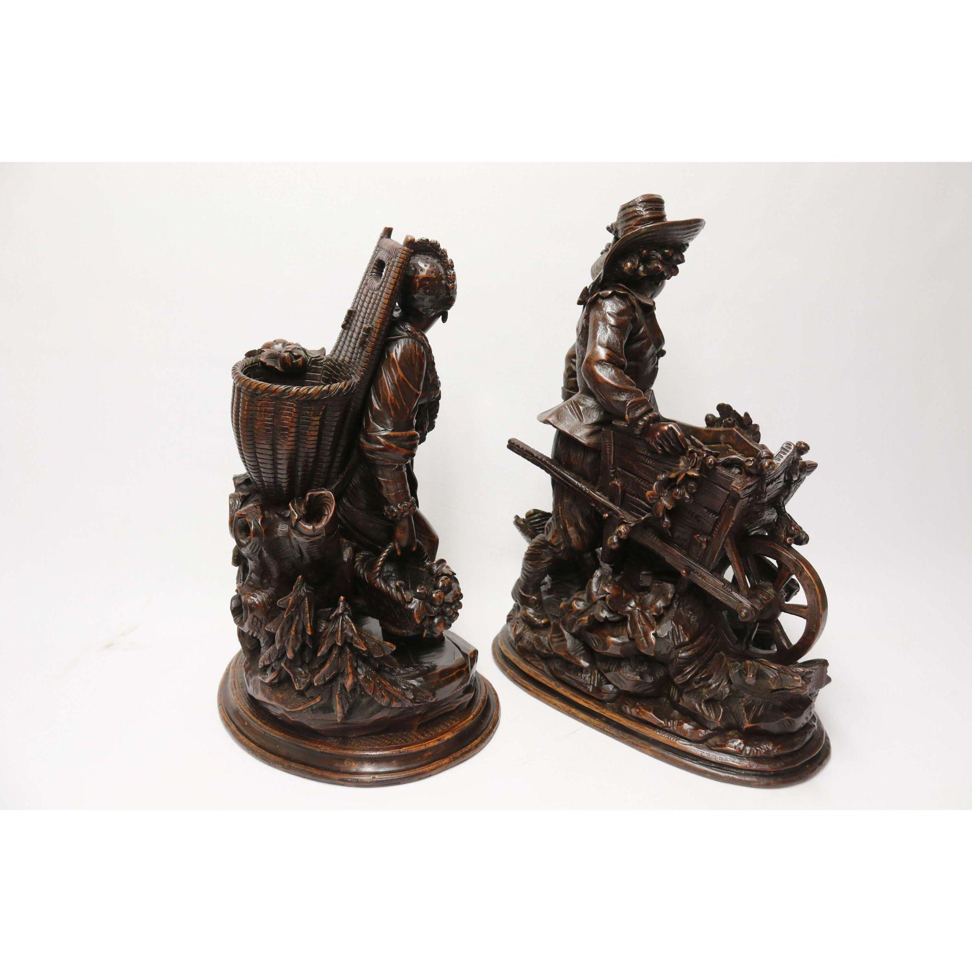 19th century pair of horticultural Black Forest figures, circa 1850 For Sale 1