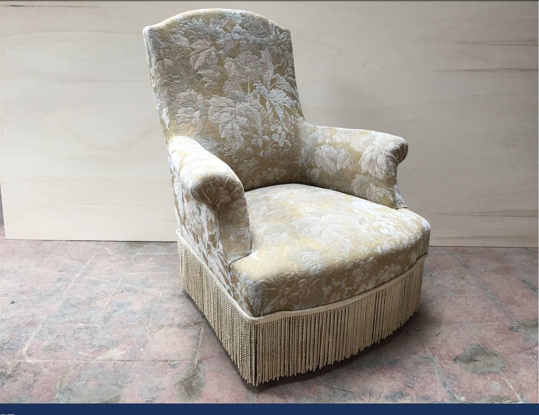 Victorian 19th Century Pair of Italian Armchairs With New Upholstered, 1890s For Sale