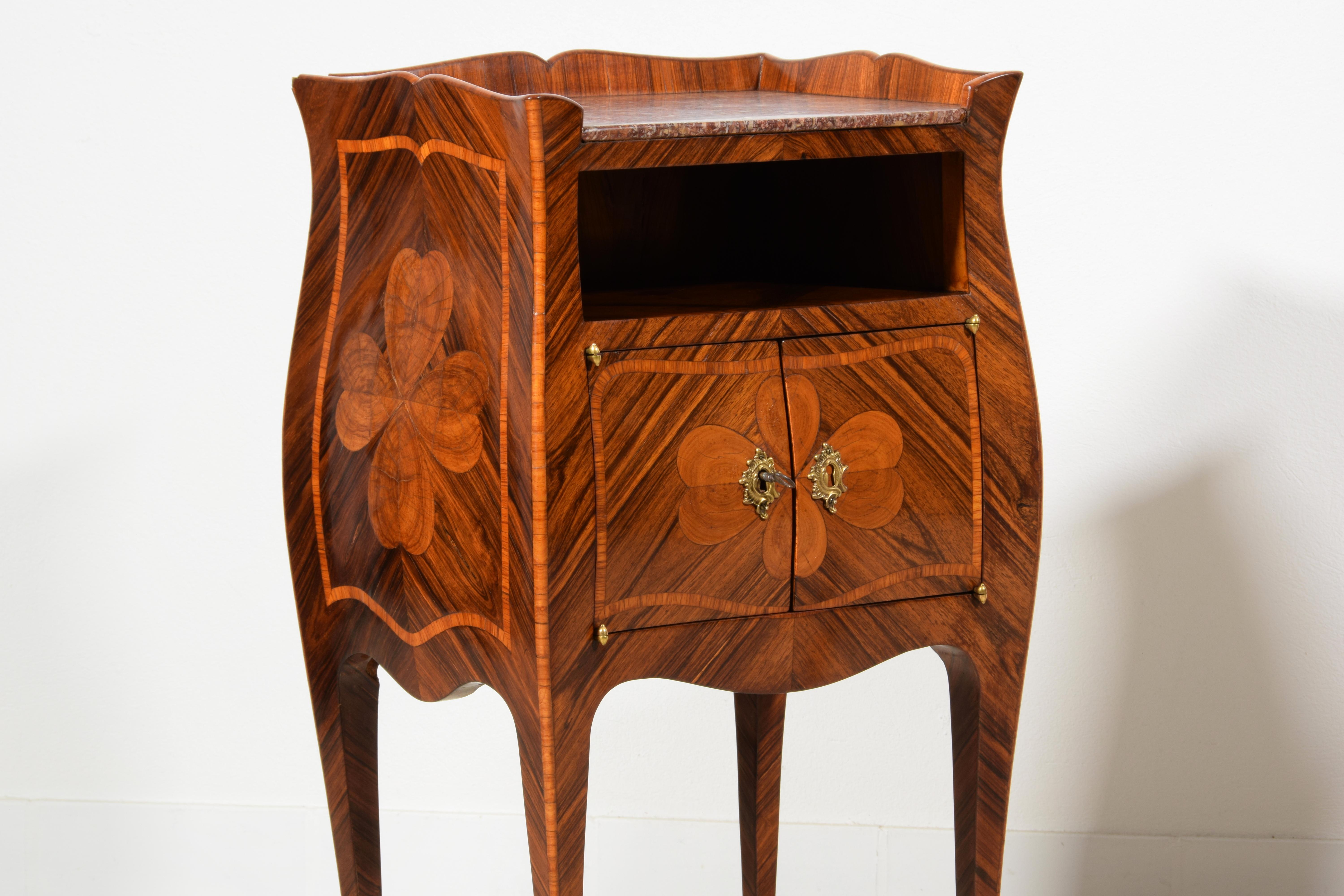 19th Century, Pair of Italian Baroque Style Nightstand or Cabinets  For Sale 9