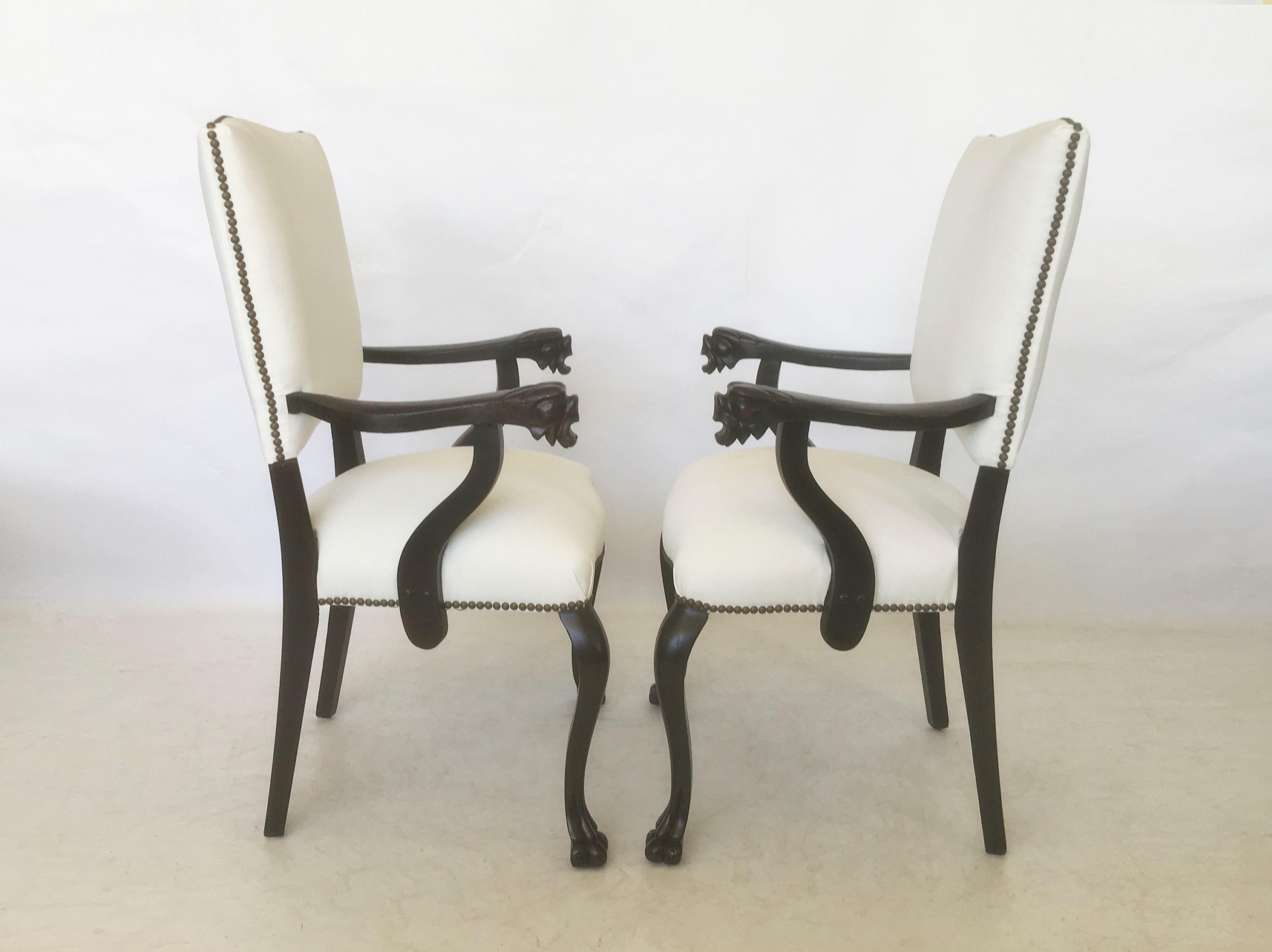 19th Century Pair of Italian Carved Walnut Armchairs For Sale 5