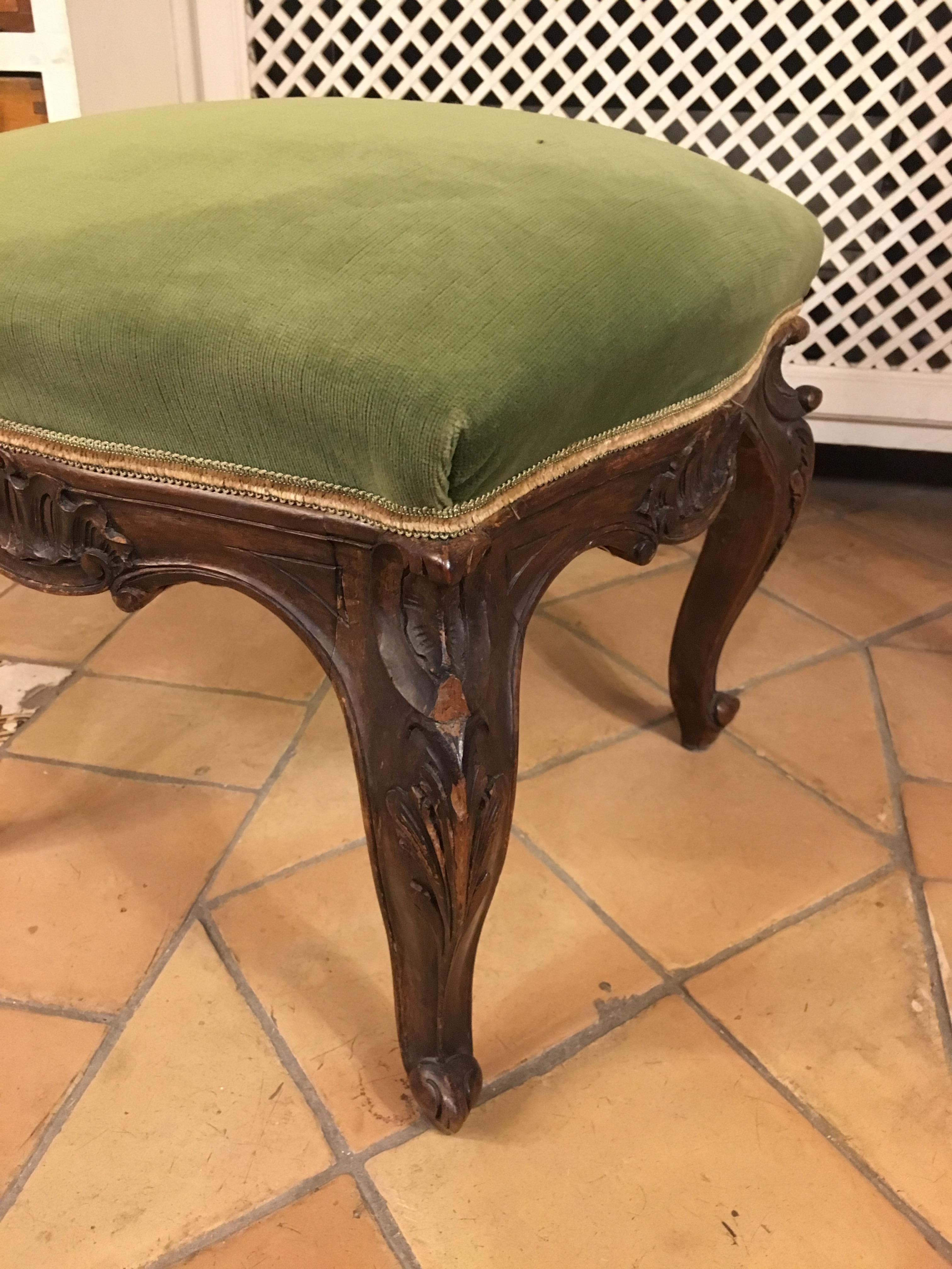 19th Century Pair of Italian Carved Wood Footstools with Velvet Seat, 1890s For Sale 3