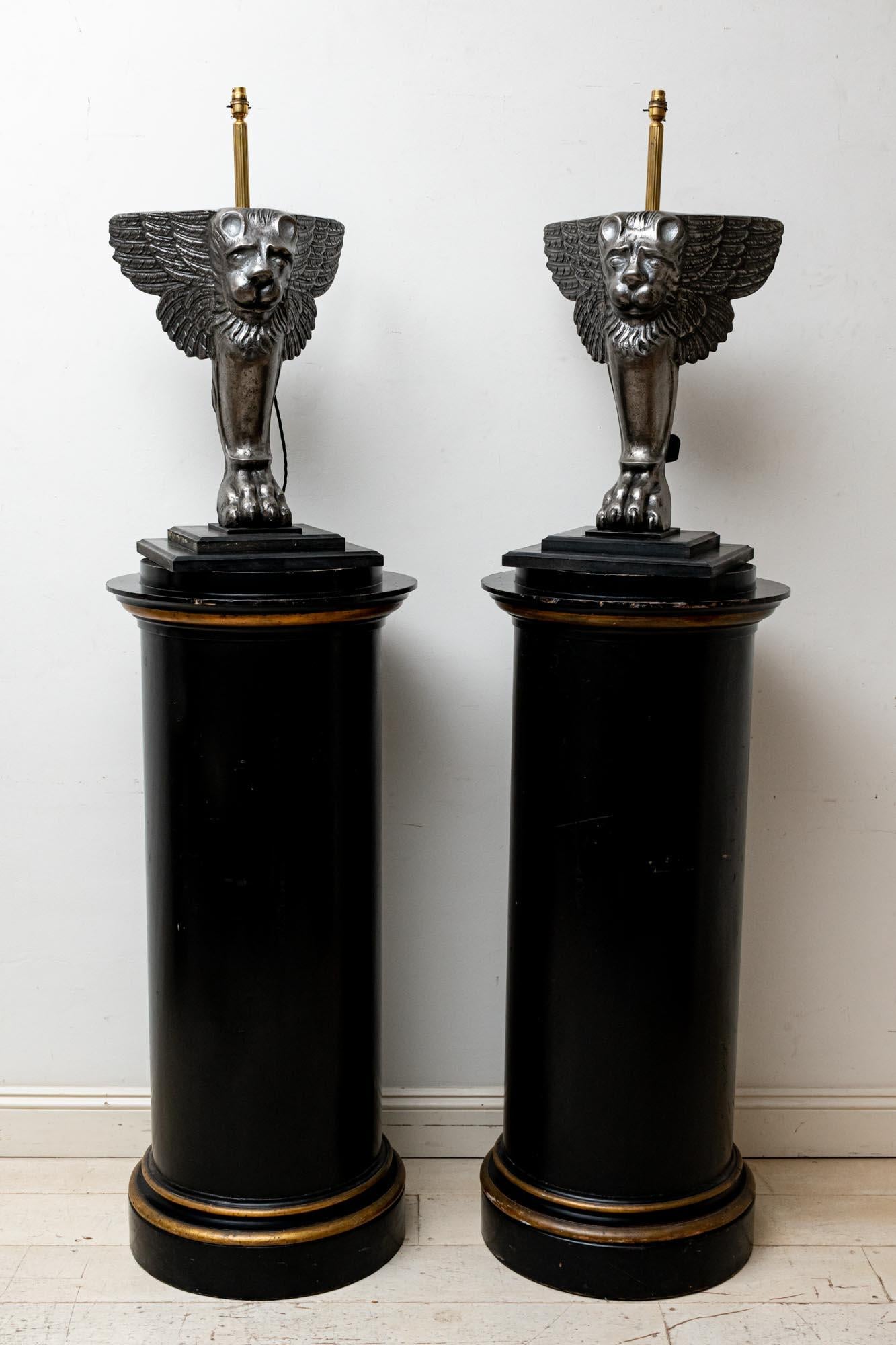 Polished 19th Century Pair of Italian Cast Iron Griffin 'Winged Lions' Table Lamps For Sale