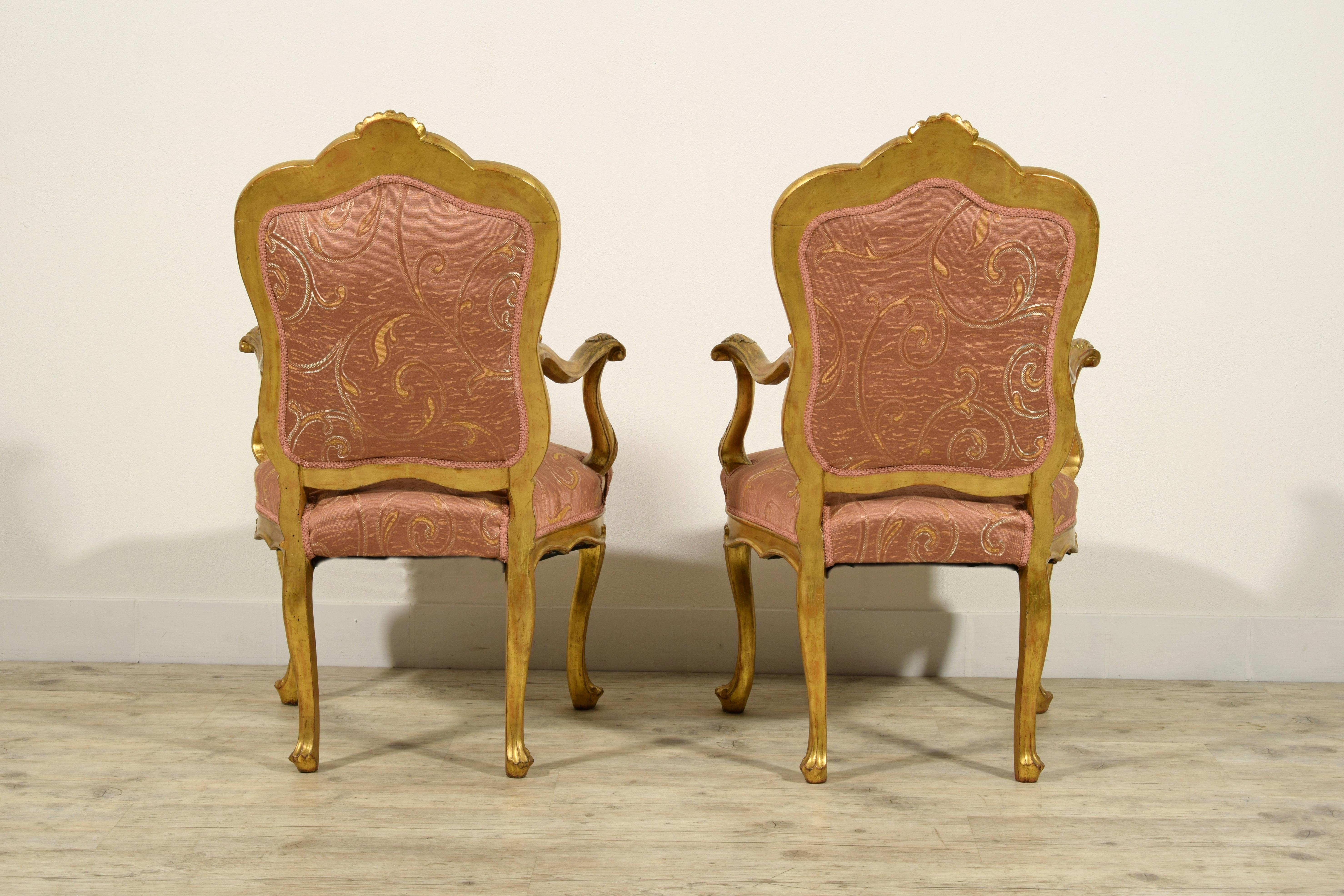 19th Century, Pair of Italian Giltwood Armchairs For Sale 7