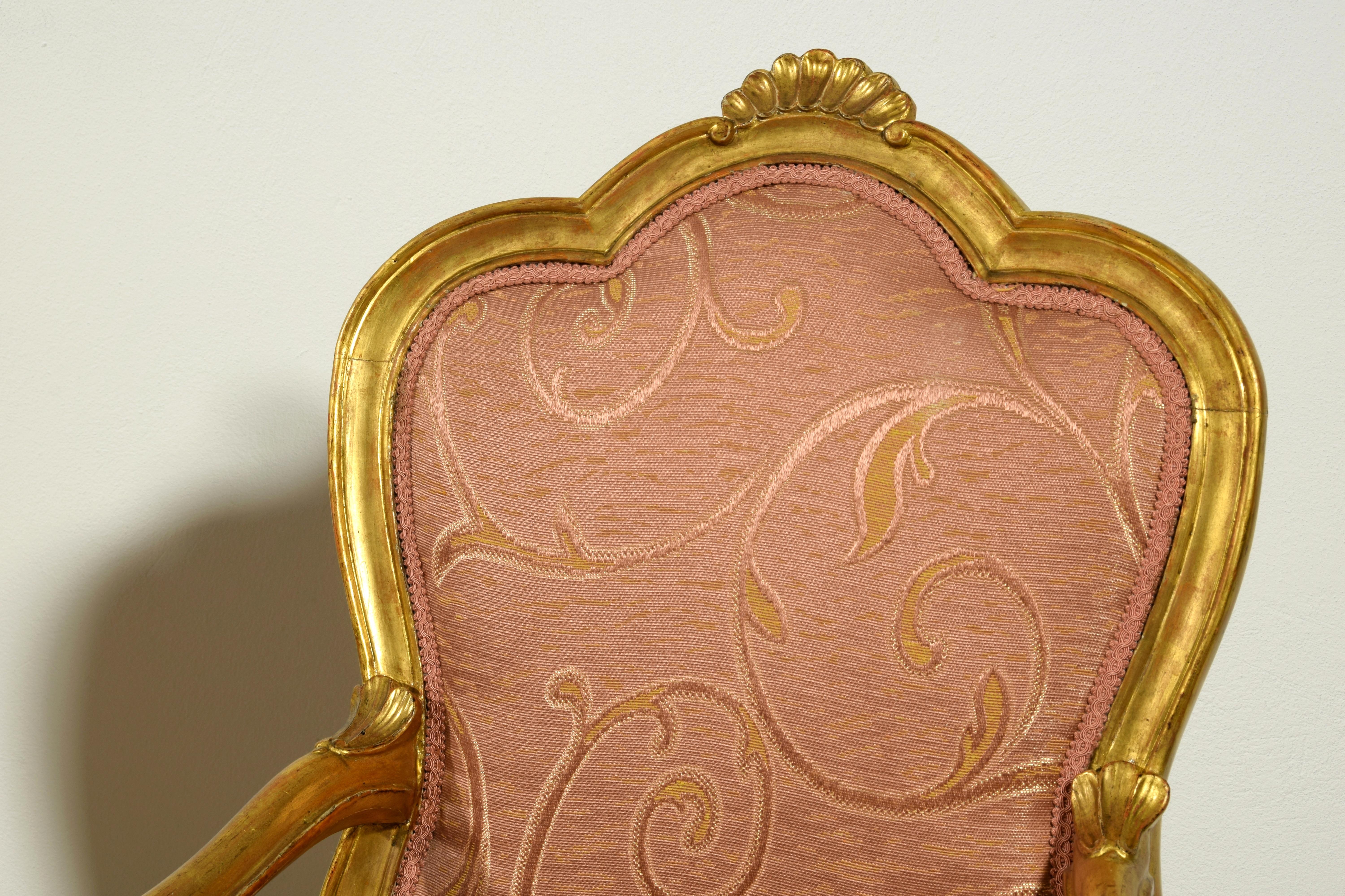 19th Century, Pair of Italian Giltwood Armchairs For Sale 2