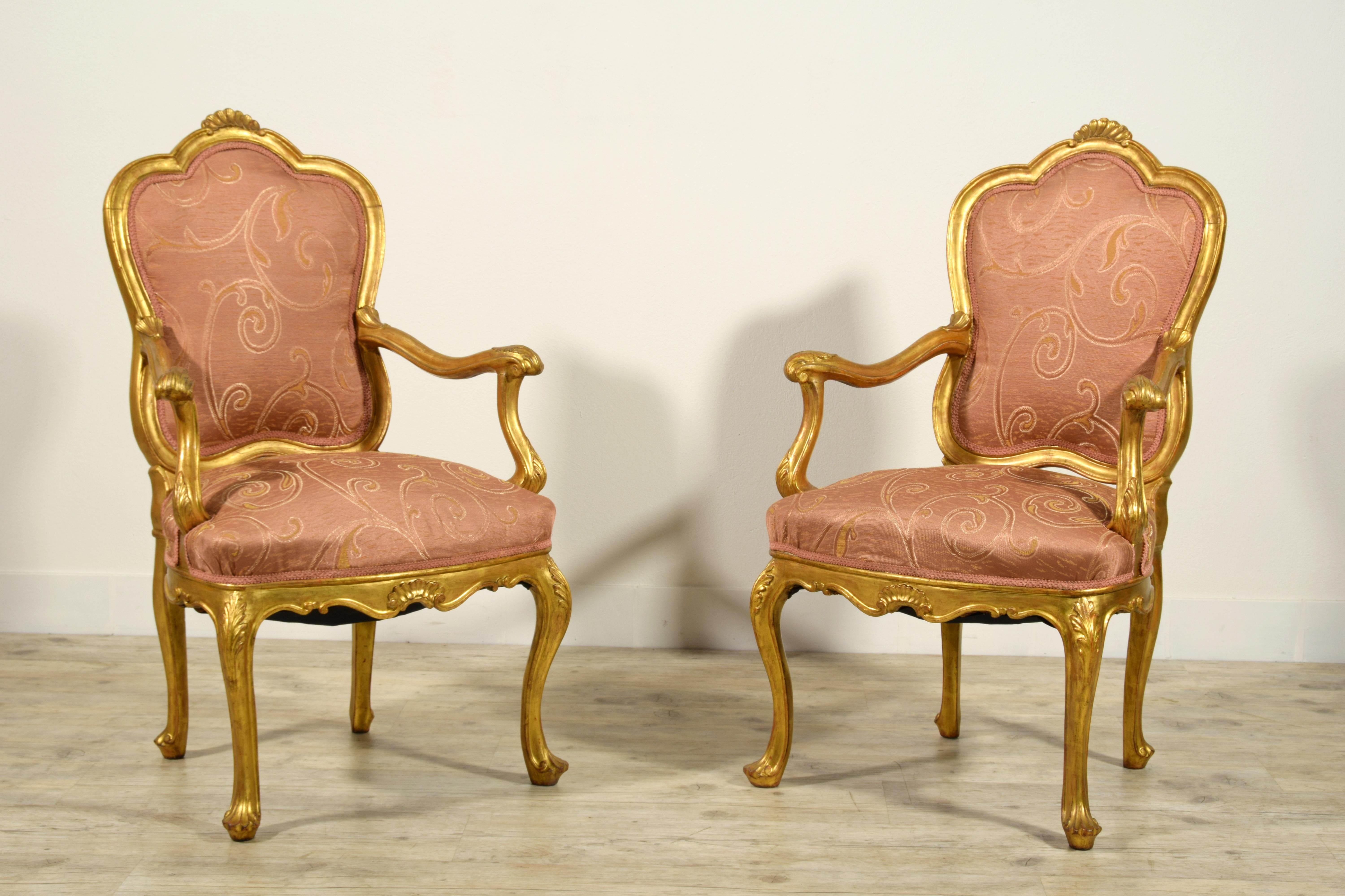 19th Century, Pair of Italian Giltwood Armchairs For Sale 3