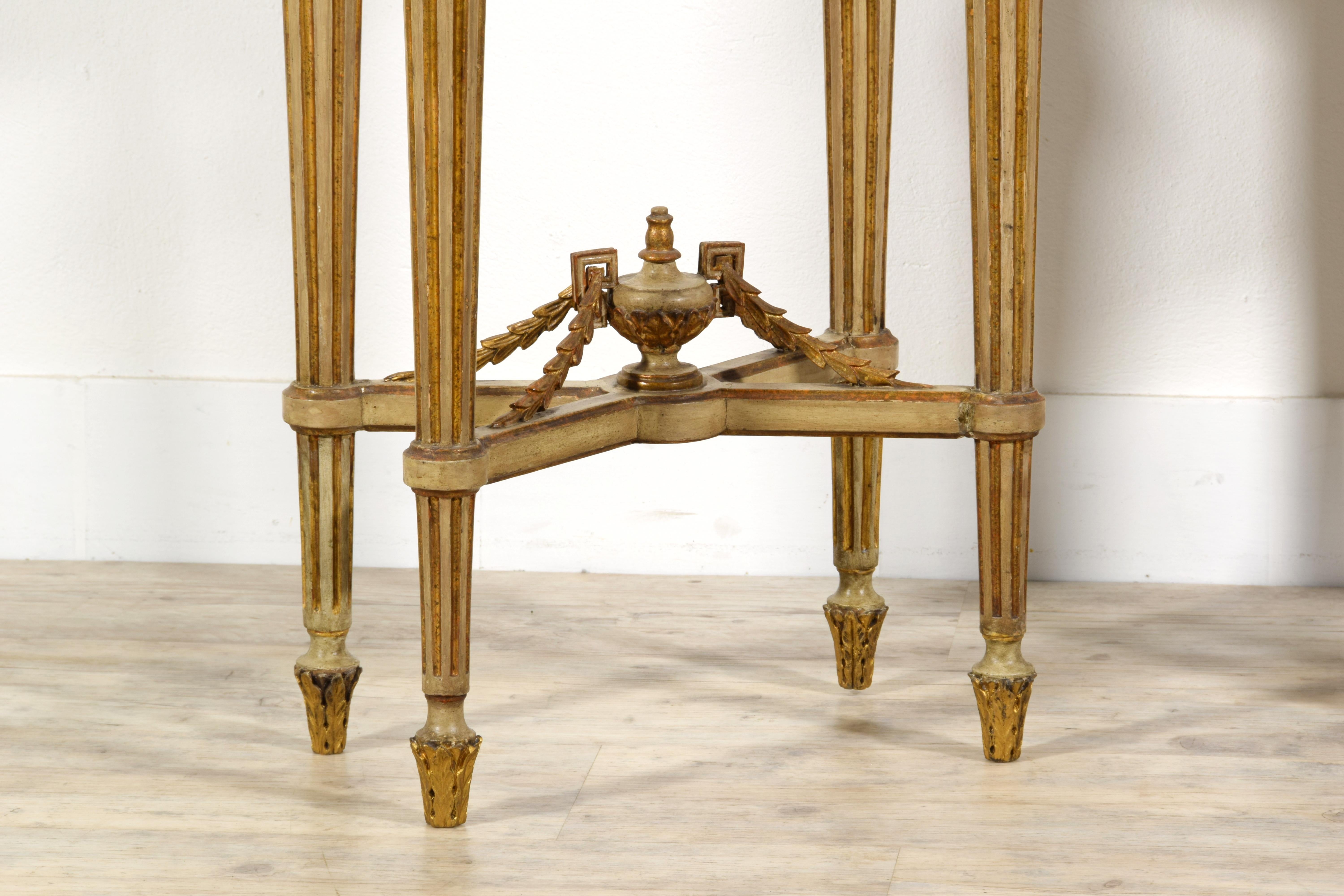 19th Century, Pair of Italian Louis XVI Style Lacquered Wood Central Tables  15