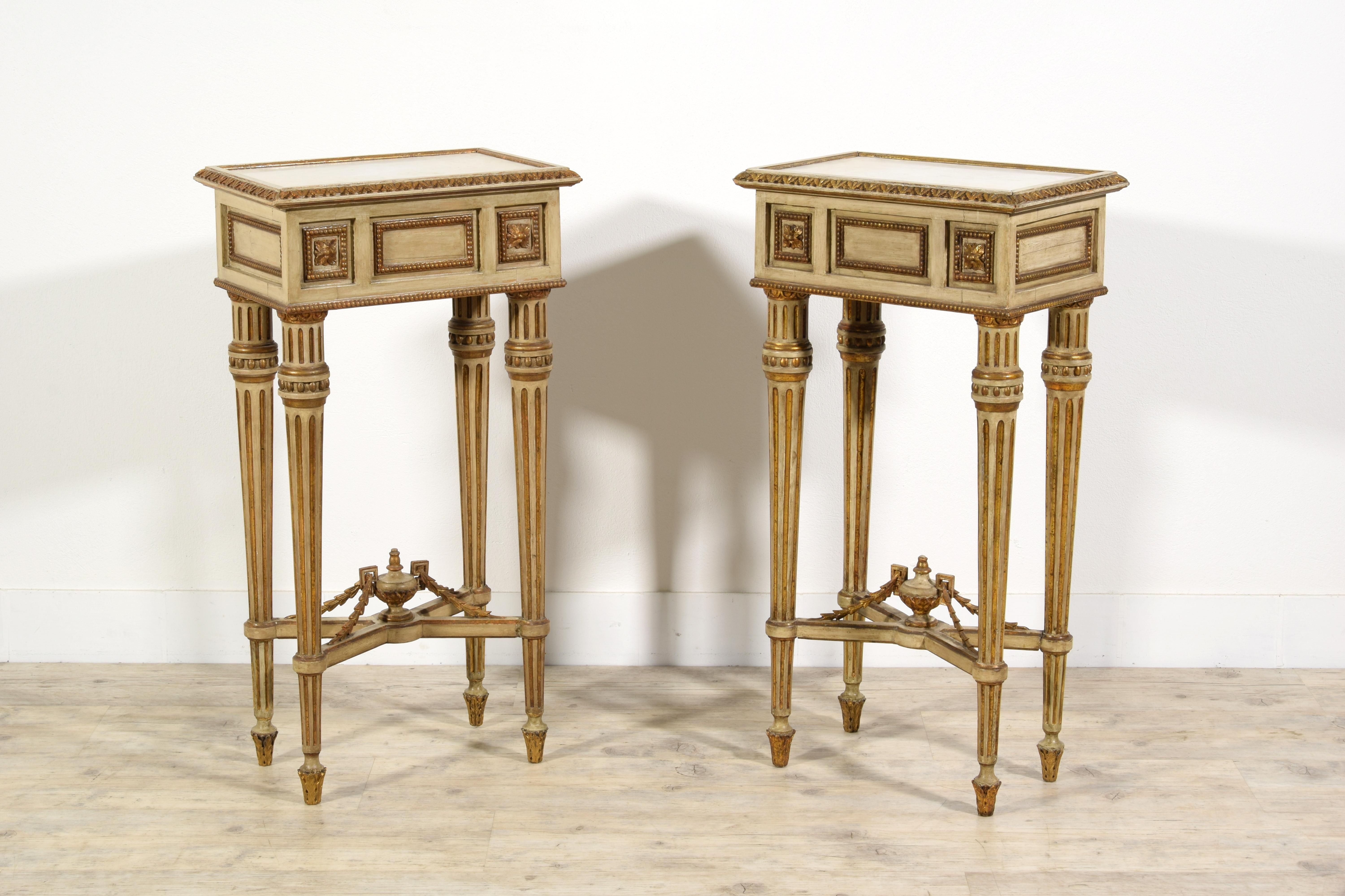 19th Century, Pair of Italian Louis XVI Style Lacquered Wood Central Tables 
This pair of side tables was made in Naples, Italy, in the late nineteenth century in the Louis XVI style.
The structure is in carved wood, lacquered and gilded mecca.
The