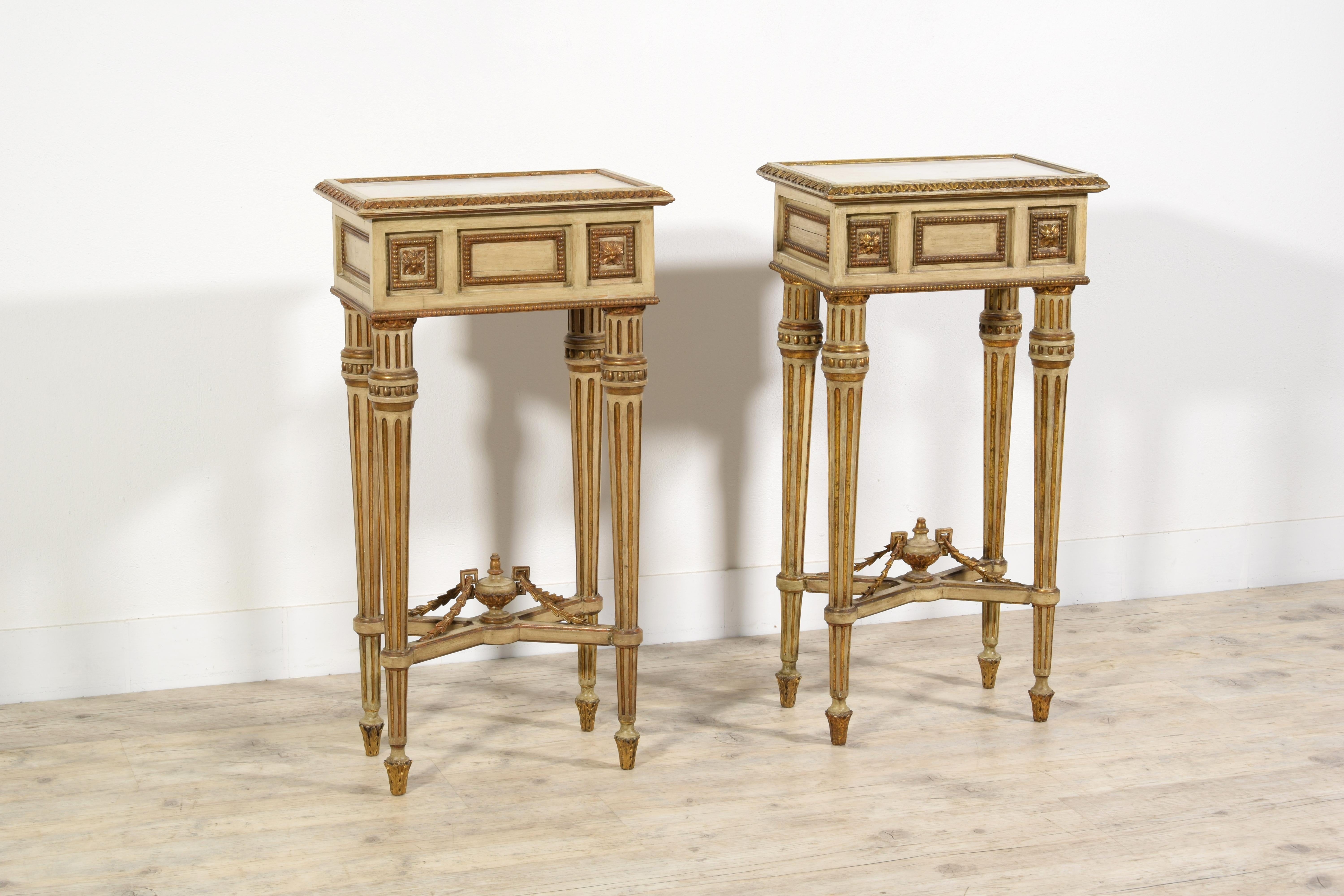 19th Century, Pair of Italian Louis XVI Style Lacquered Wood Central Tables  1