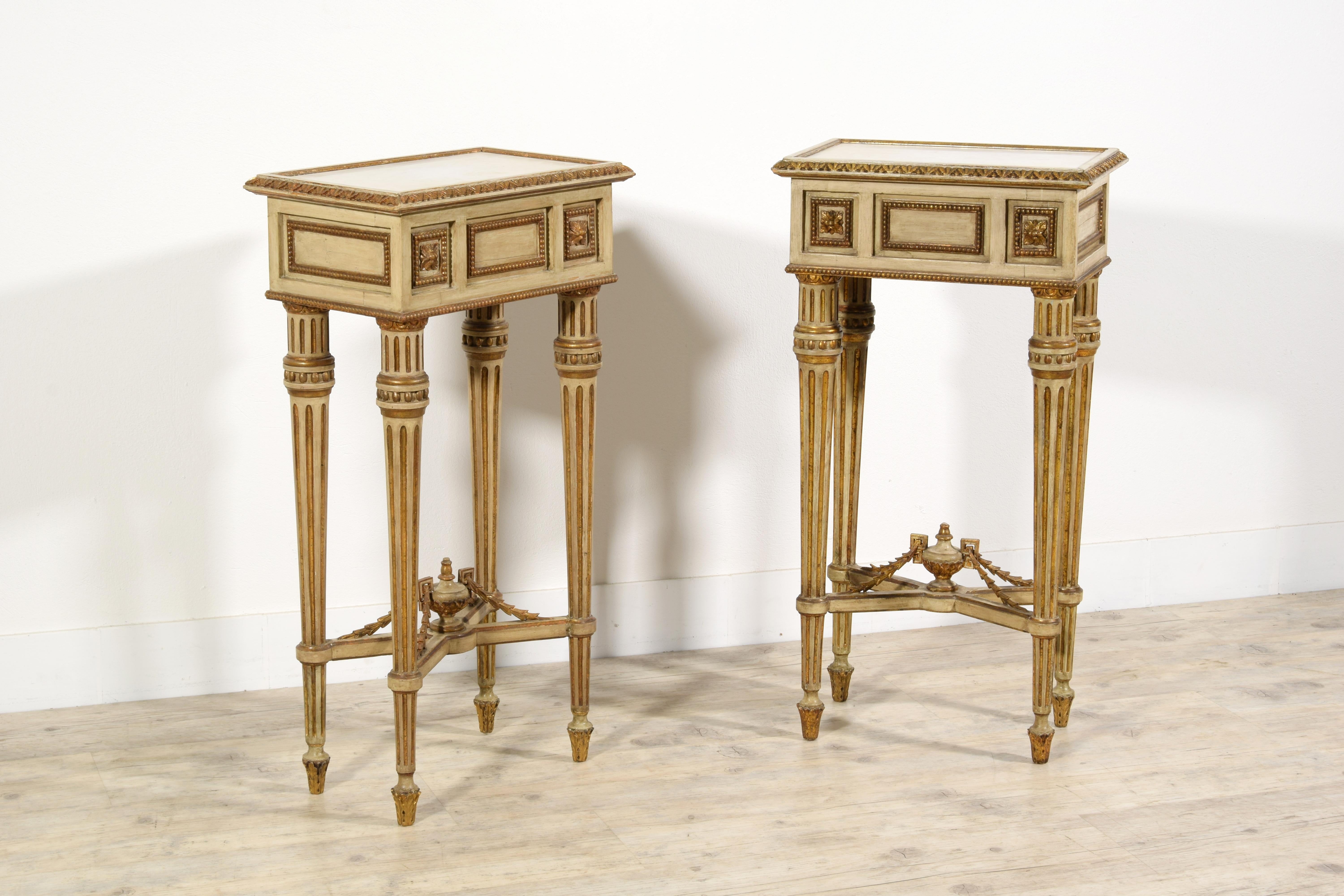 19th Century, Pair of Italian Louis XVI Style Lacquered Wood Central Tables  6