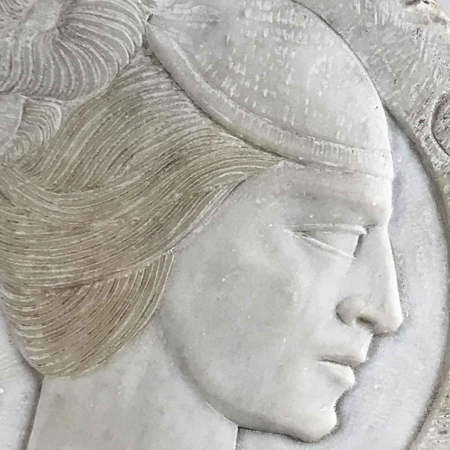 19th Century Pair of Italian White Marble Portrait Reliefs of Renaissance Couple In Good Condition In Milan, IT